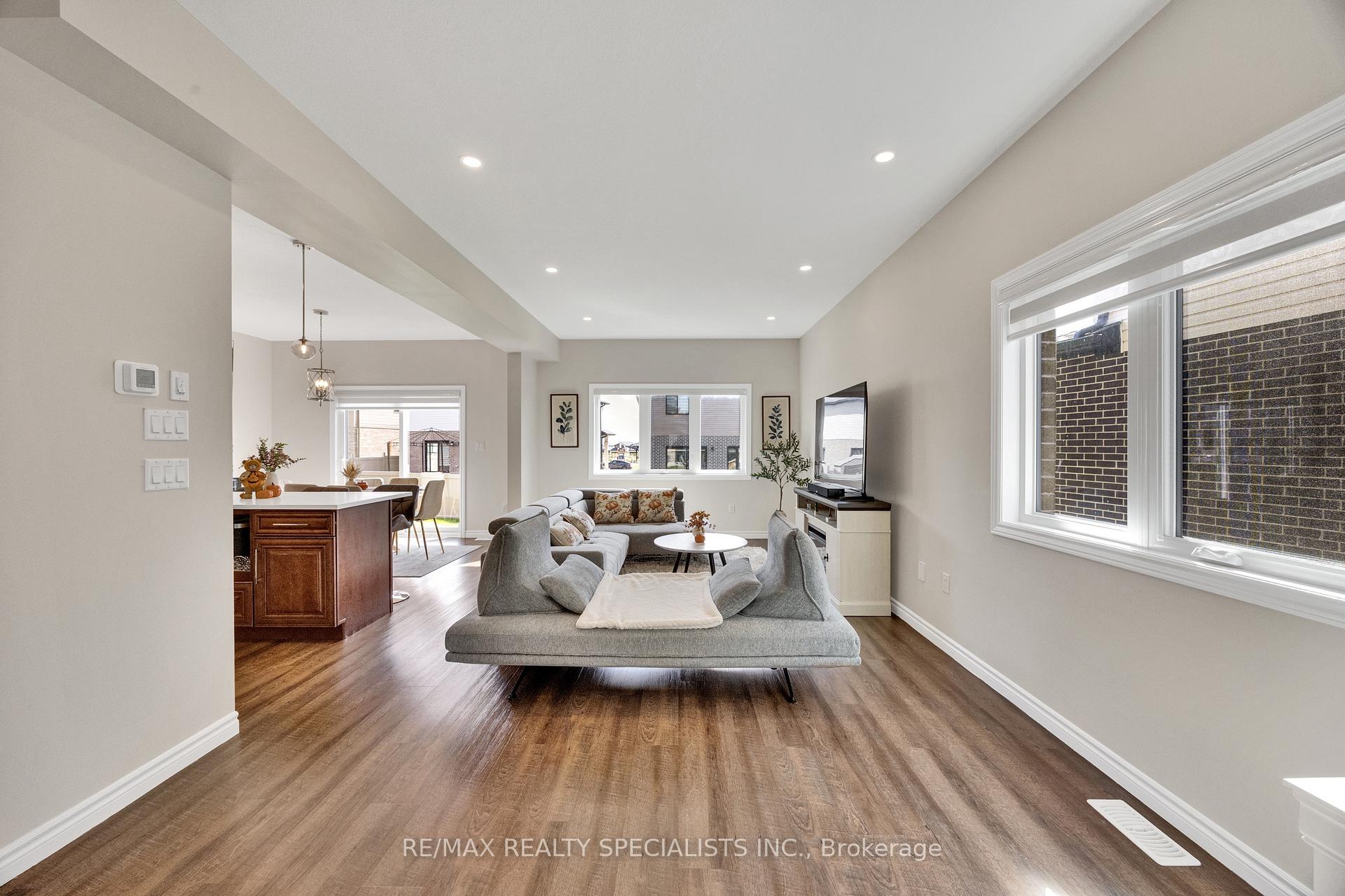 Photo 45 of 3600 Earlston Crossing E, London, South W — HOMEH
