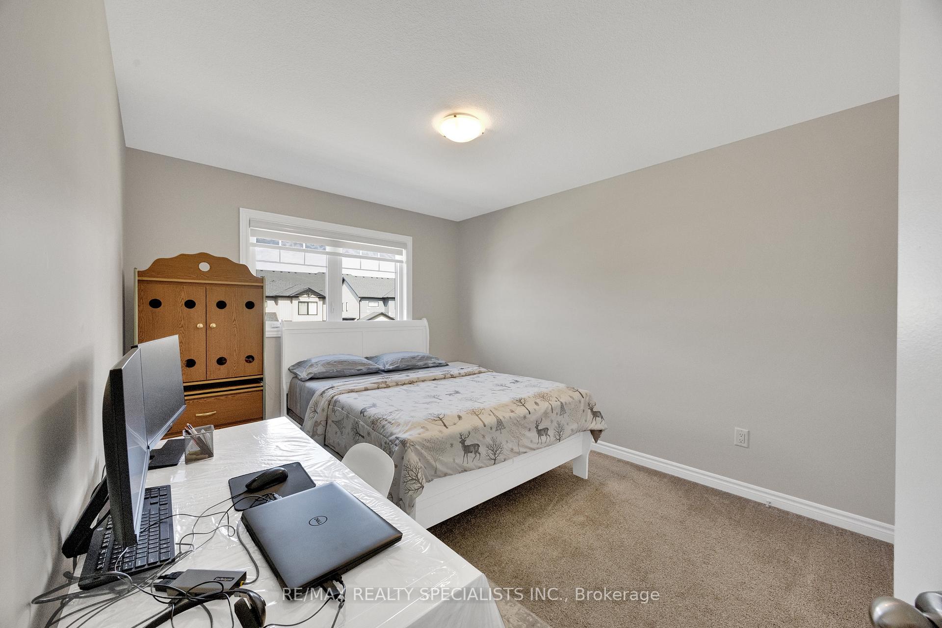 Photo 51 of 3600 Earlston Crossing E, London, South W — HOMEH