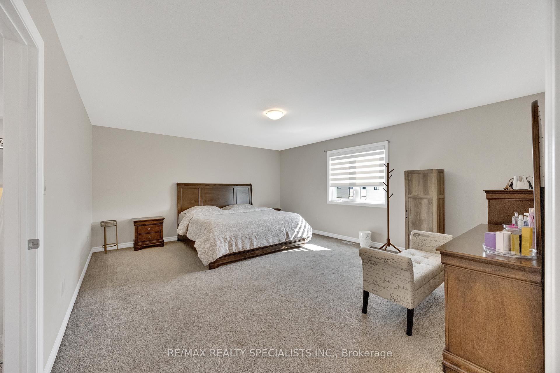 Photo 59 of 3600 Earlston Crossing E, London, South W — HOMEH