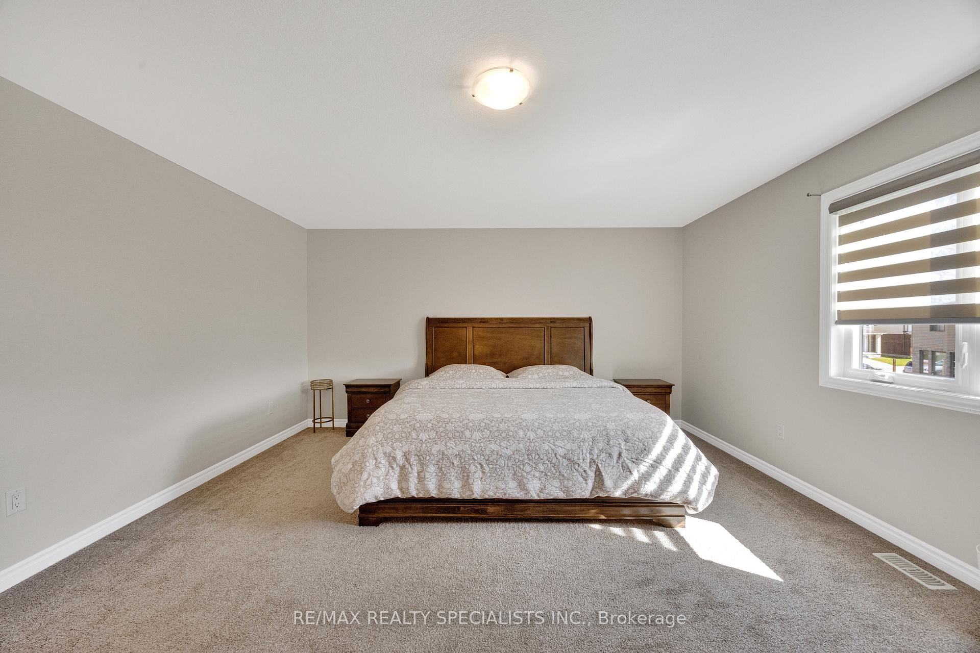Photo 65 of 3600 Earlston Crossing E, London, South W — HOMEH