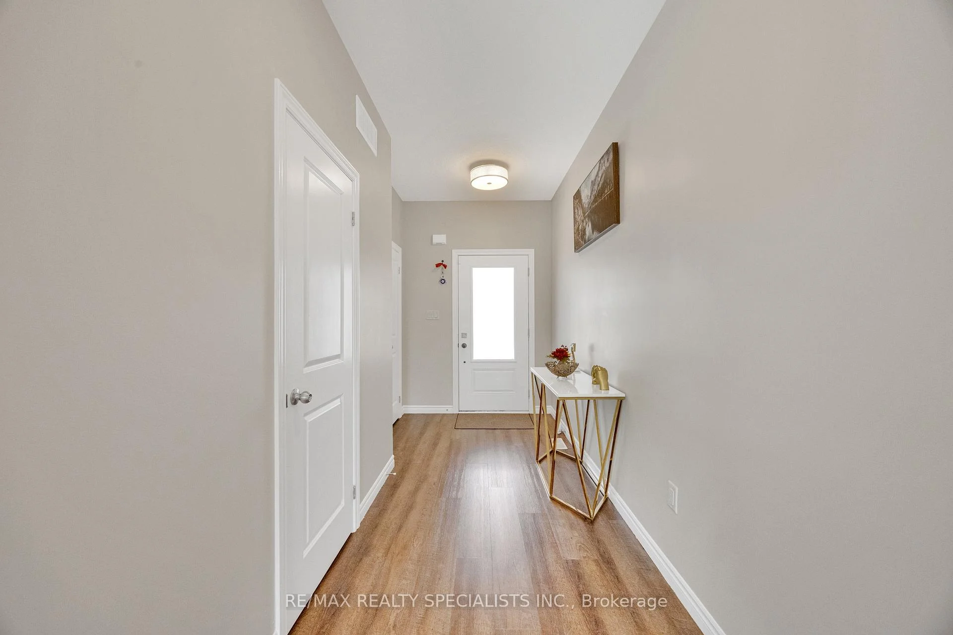 Photo 12 of 3600 Earlston Crossing E, London, South W — HOMEH