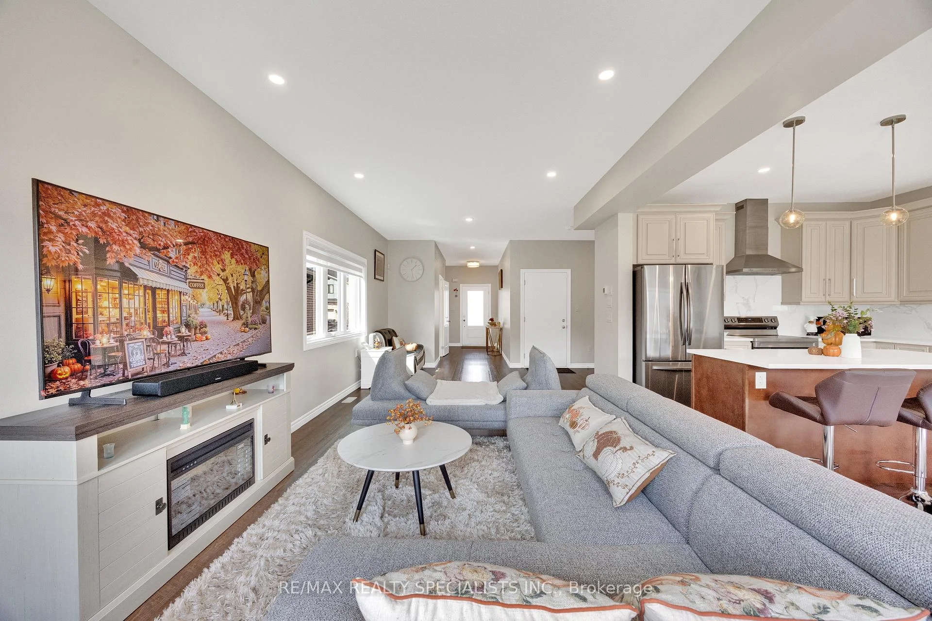 Photo 32 of 3600 Earlston Crossing E, London, South W — HOMEH