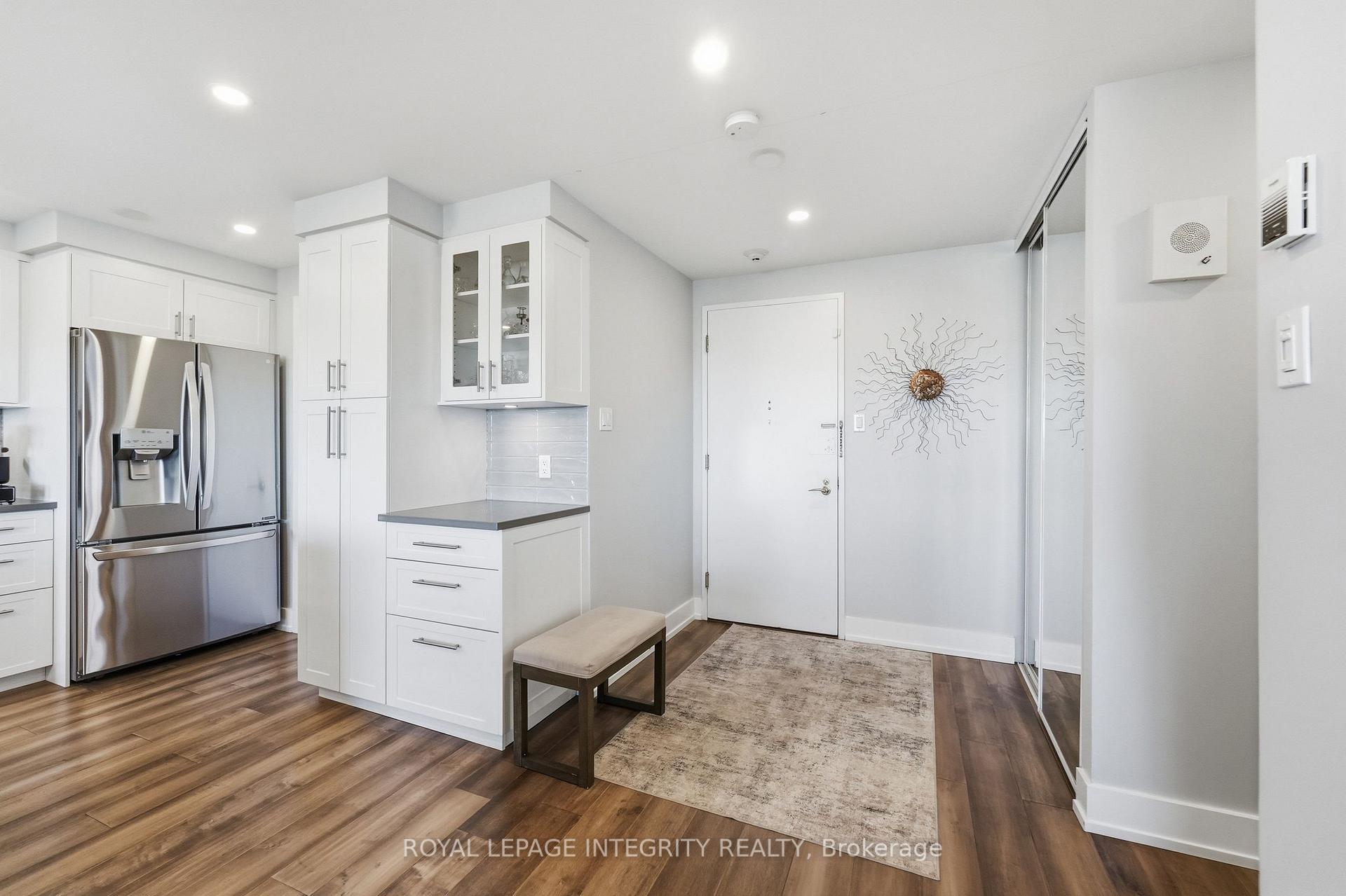 Photo 3 of Unit 1210, 515 St Laurent Boulevard, Ottawa, Viscount Alexander Park — HOMEH