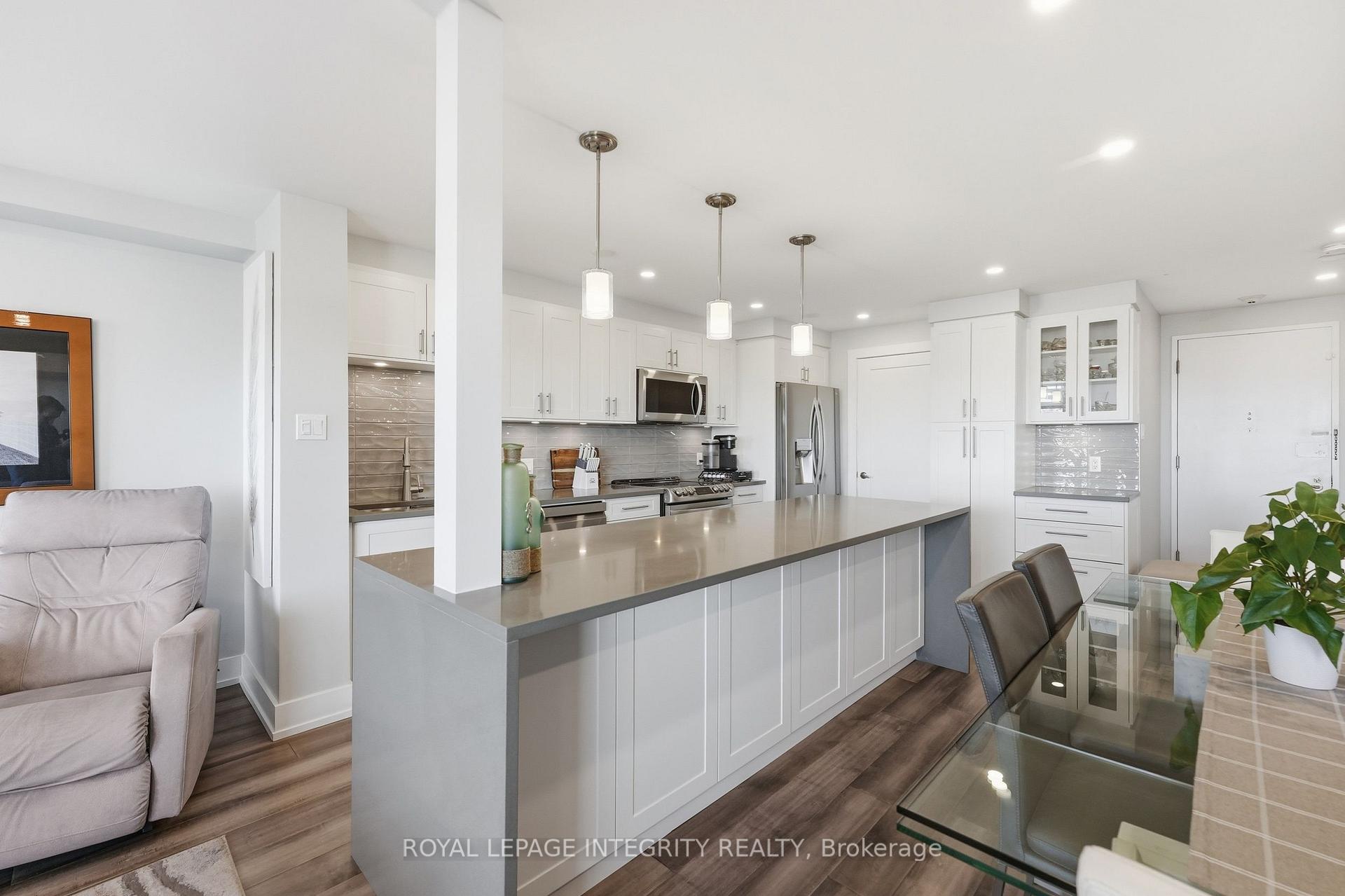 Photo 7 of Unit 1210, 515 St Laurent Boulevard, Ottawa, Viscount Alexander Park — HOMEH