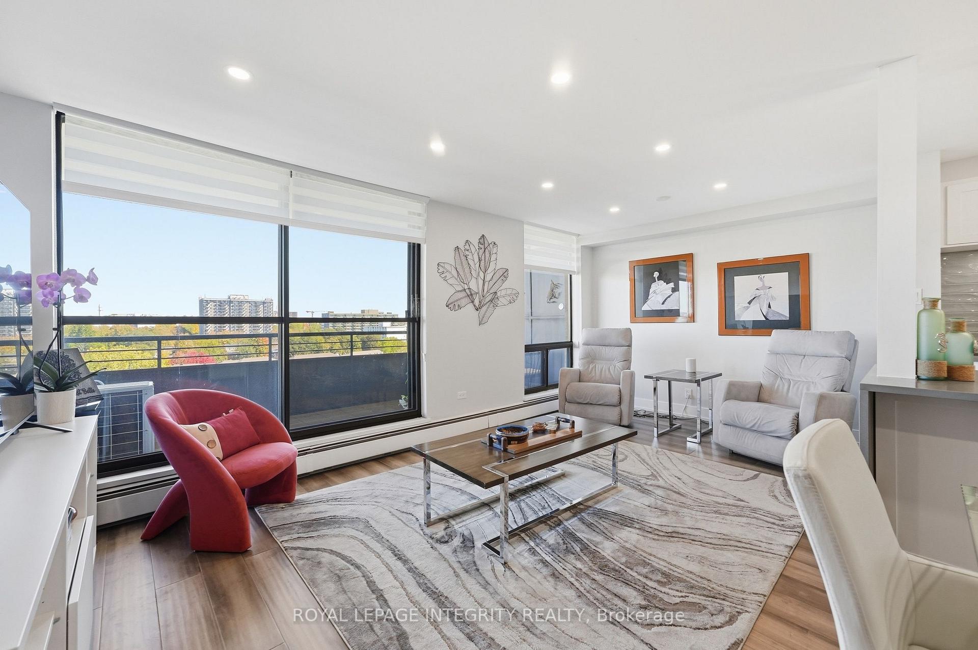 Photo 21 of Unit 1210, 515 St Laurent Boulevard, Ottawa, Viscount Alexander Park — HOMEH