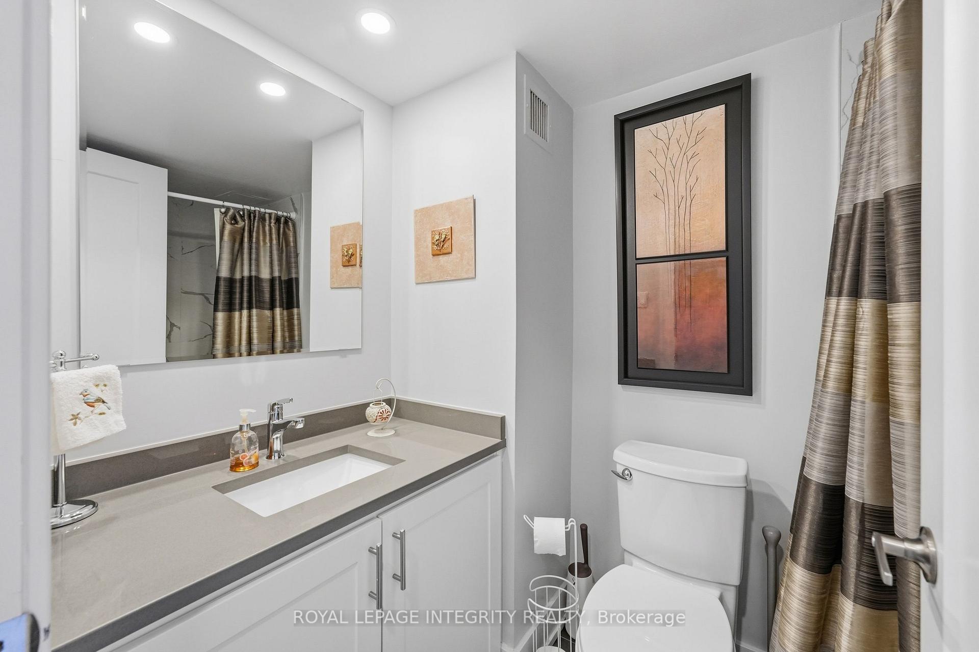 Photo 30 of Unit 1210, 515 St Laurent Boulevard, Ottawa, Viscount Alexander Park — HOMEH