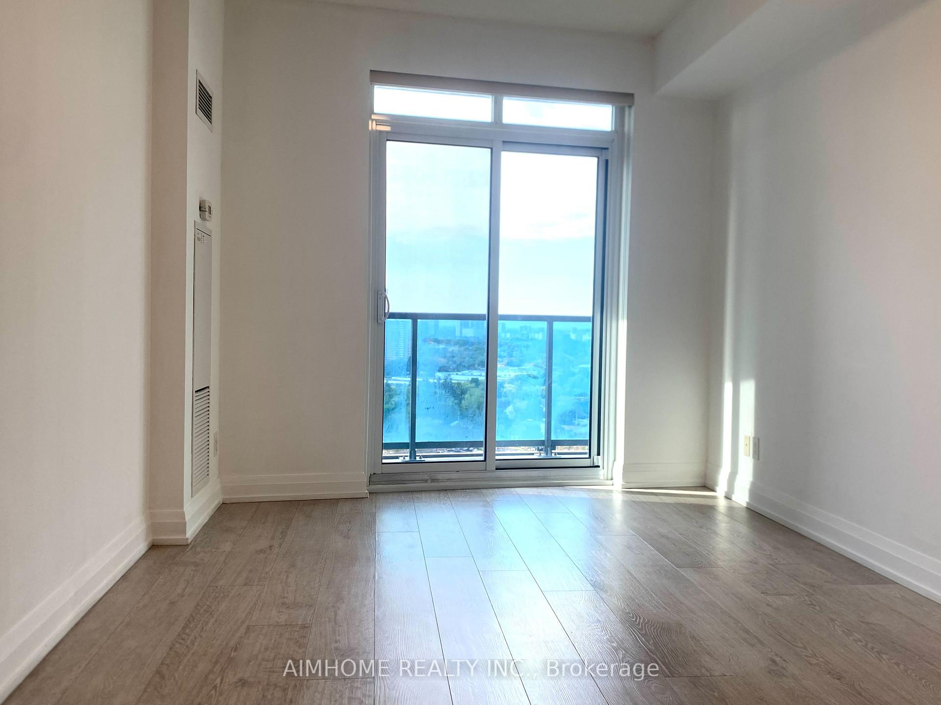 Photo 7 of Unit 1712, 7171 Yonge Street E, Markham, Grandview — HOMEH