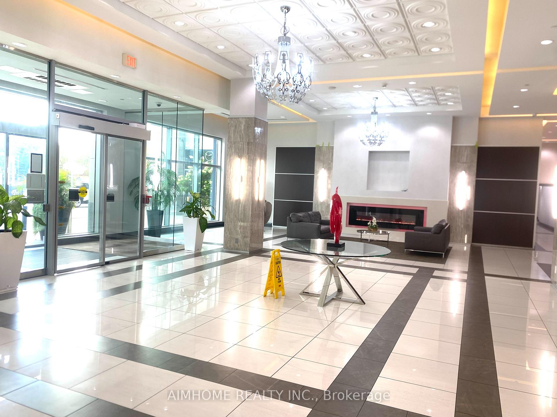 Photo 8 of Unit 1712, 7171 Yonge Street E, Markham, Grandview — HOMEH