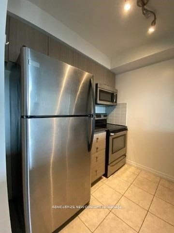 Photo 7 of Unit 2702, 2015 Sheppard Avenue E, North York, Henry Farm — HOMEH
