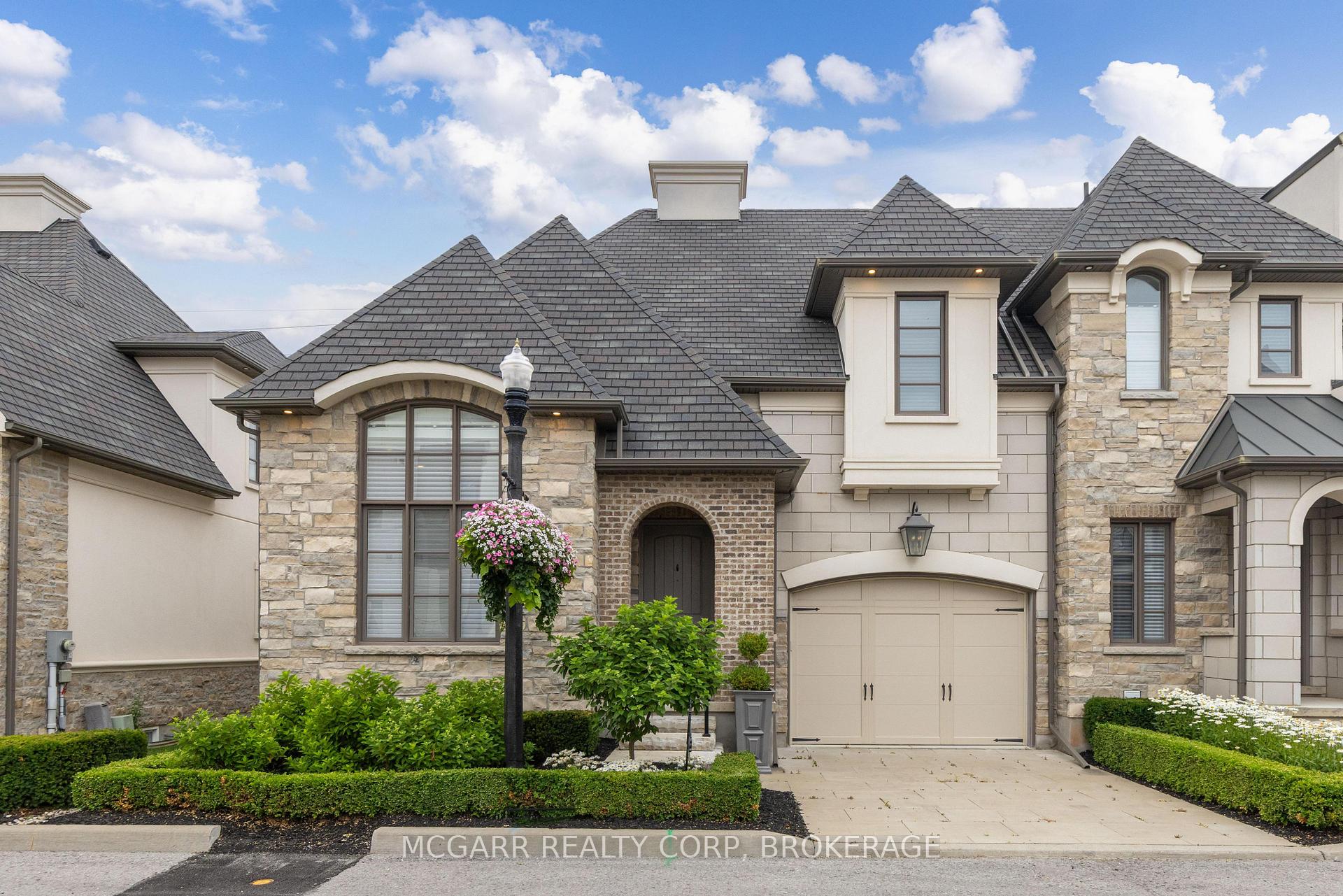 Photo of 11 Arbourvale Common