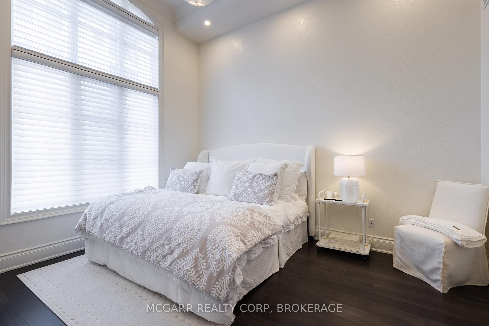 Photo 6 of 11 Arbourvale Common, St. Catharines, Glendale/Glenridge — HOMEH