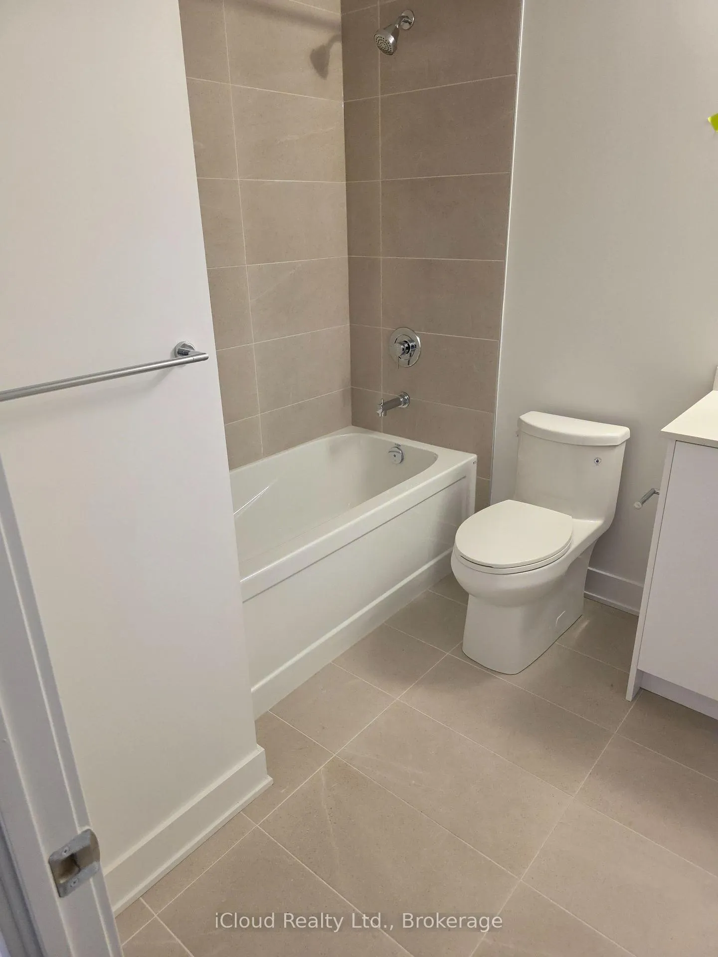 Photo 10 of Unit 1111 B, 125 Nipissing Road, Milton, Timberlea — HOMEH