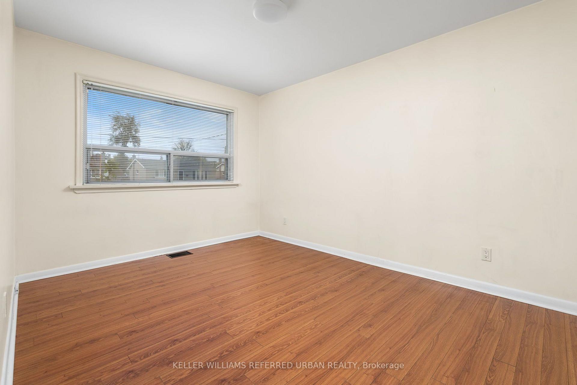 Photo 20 of 266 Acton Avenue, North York, Bathurst Manor — HOMEH