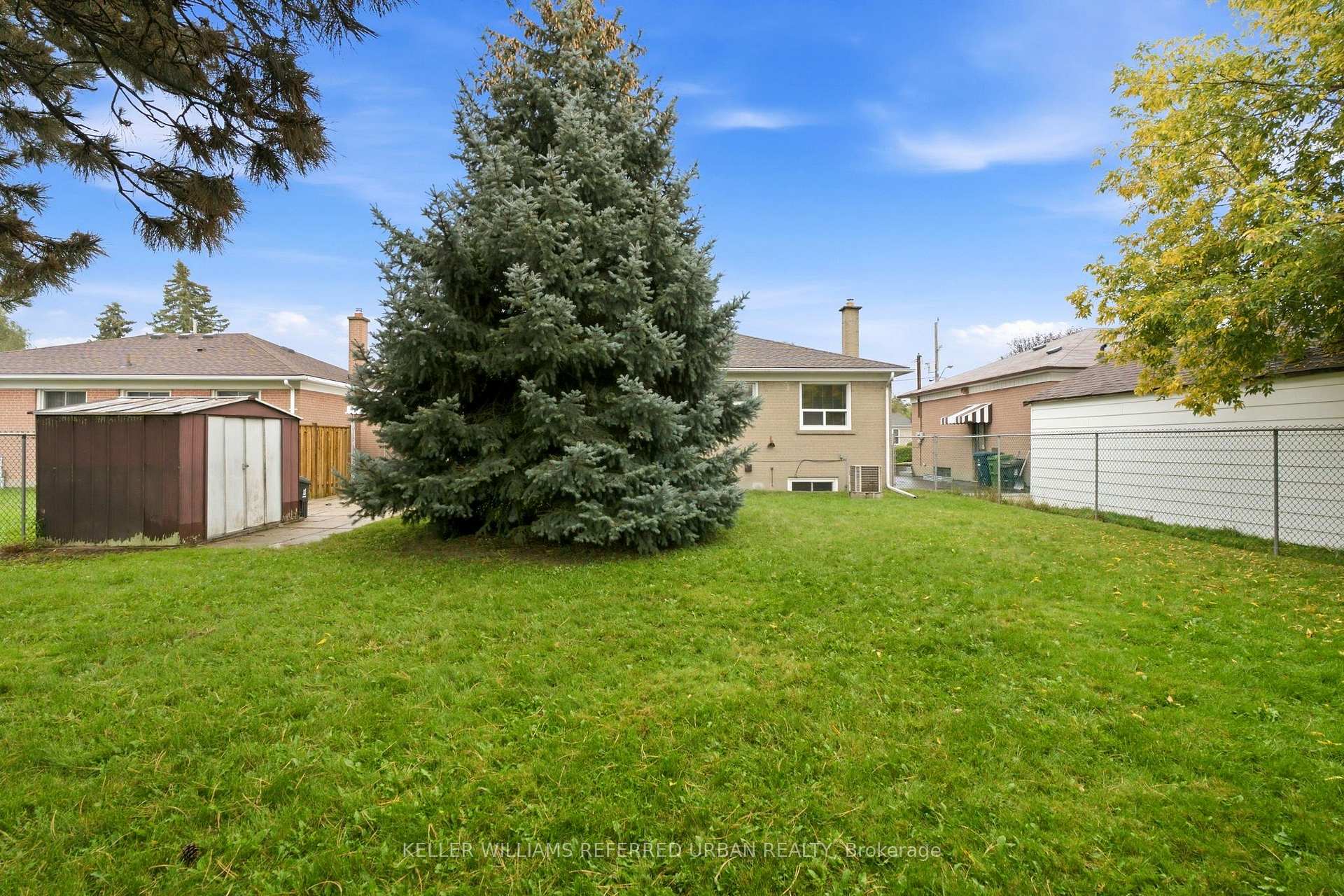 Photo 42 of 266 Acton Avenue, North York, Bathurst Manor — HOMEH