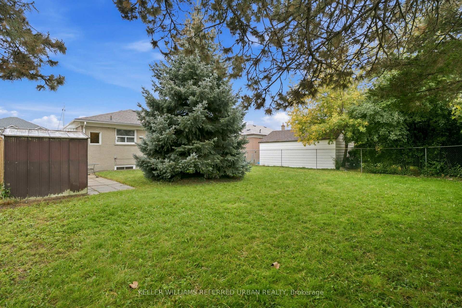 Photo 43 of 266 Acton Avenue, North York, Bathurst Manor — HOMEH