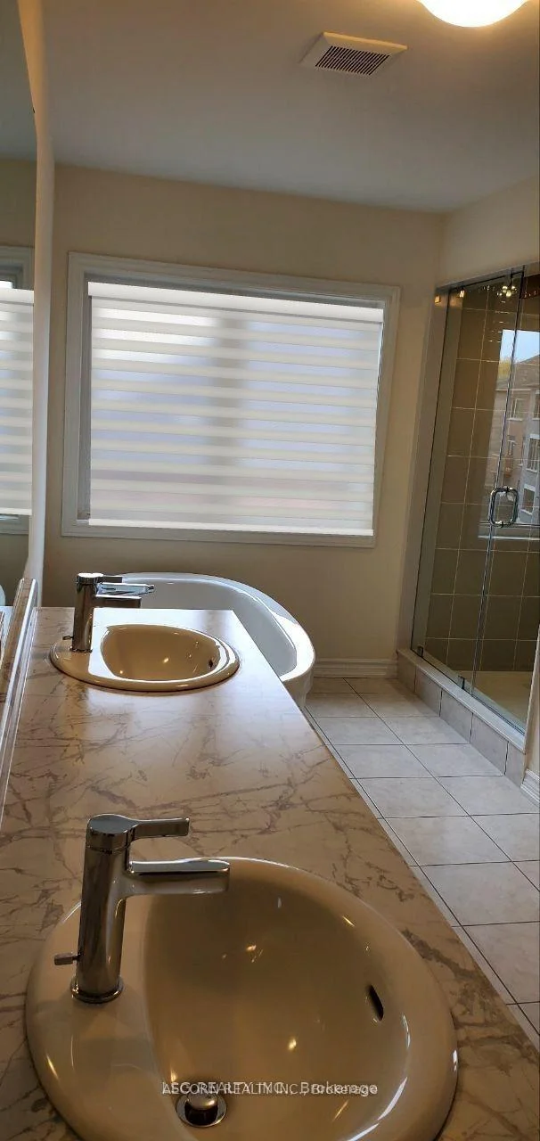 Photo 27 of 209 Thompson Drive, East Gwillimbury, Holland Landing — HOMEH