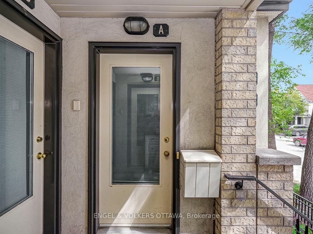 Photo 5 of Unit A, 103 Third Avenue, Ottawa, Glebe — HOMEH