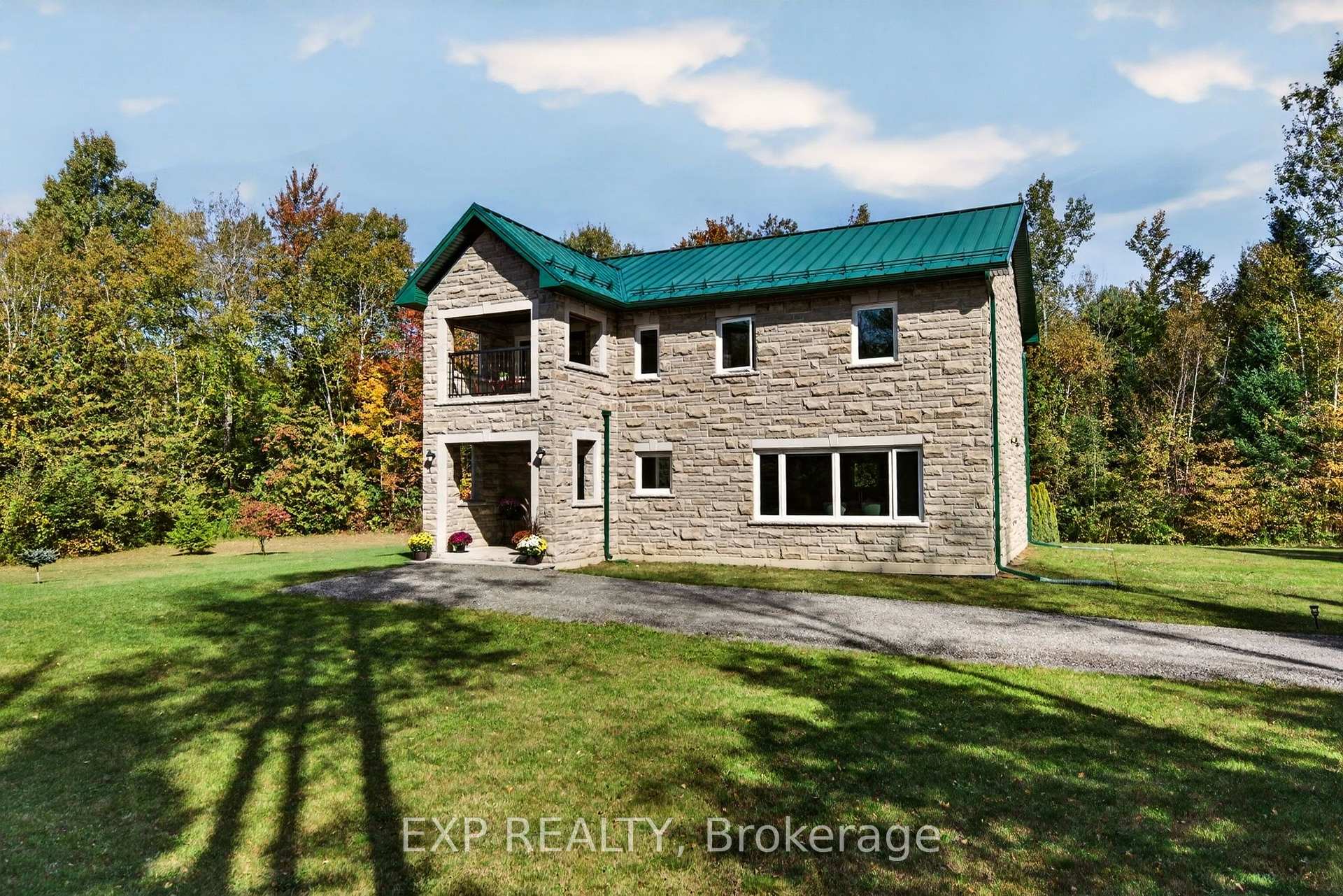 Photo 4 of 9525 Old Homestead Road, Georgina, Pefferlaw — HOMEH