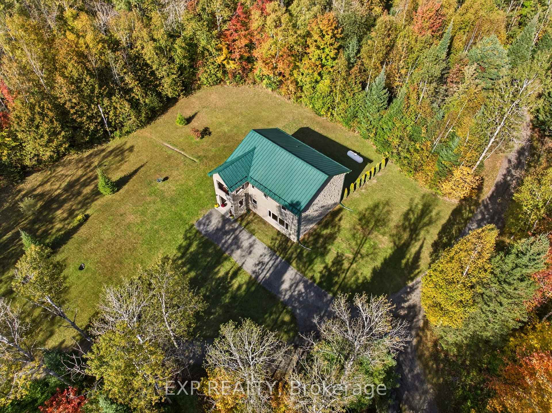 Photo 6 of 9525 Old Homestead Road, Georgina, Pefferlaw — HOMEH