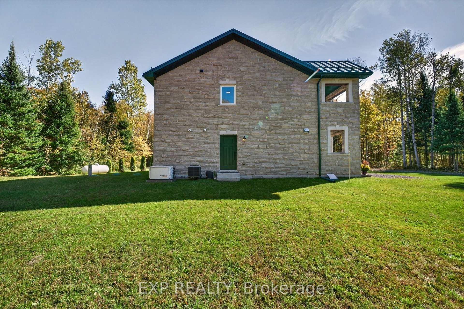 Photo 42 of 9525 Old Homestead Road, Georgina, Pefferlaw — HOMEH