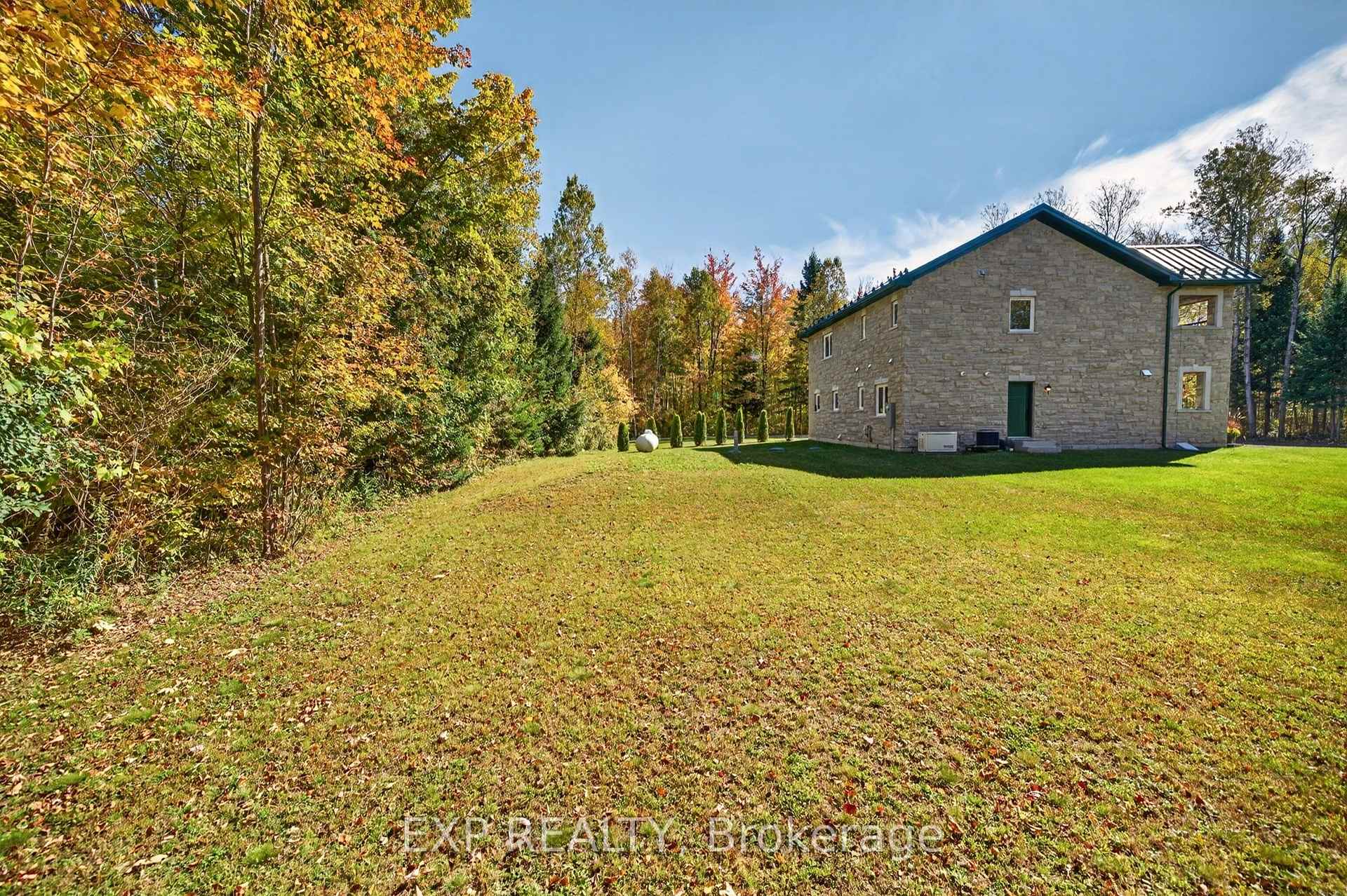 Photo 44 of 9525 Old Homestead Road, Georgina, Pefferlaw — HOMEH