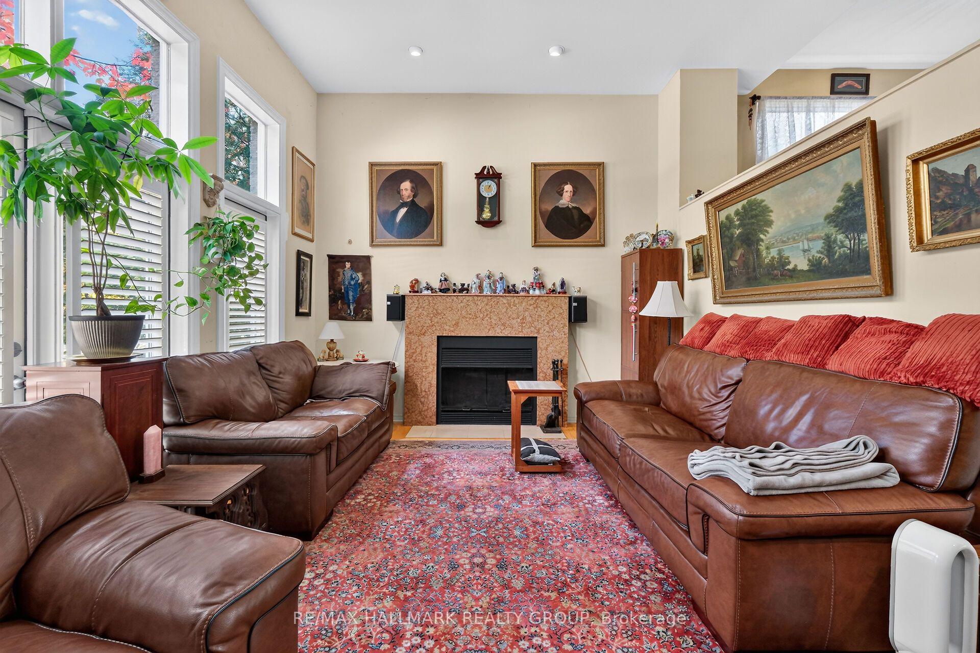 Photo 9 of Unit 2, 121 Mackay Street, Ottawa, New Edinburgh — HOMEH