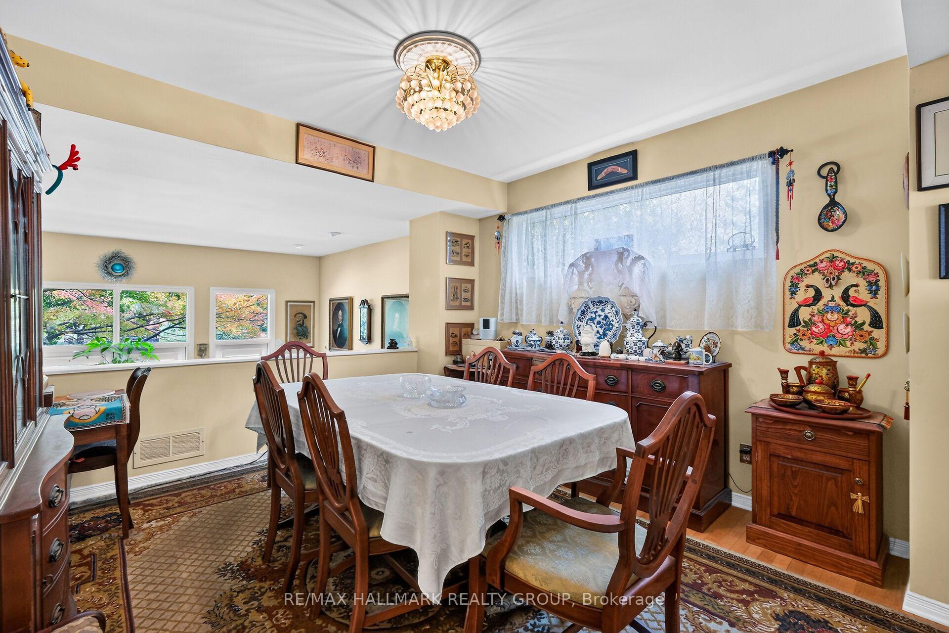 Photo 11 of Unit 2, 121 Mackay Street, Ottawa, New Edinburgh — HOMEH