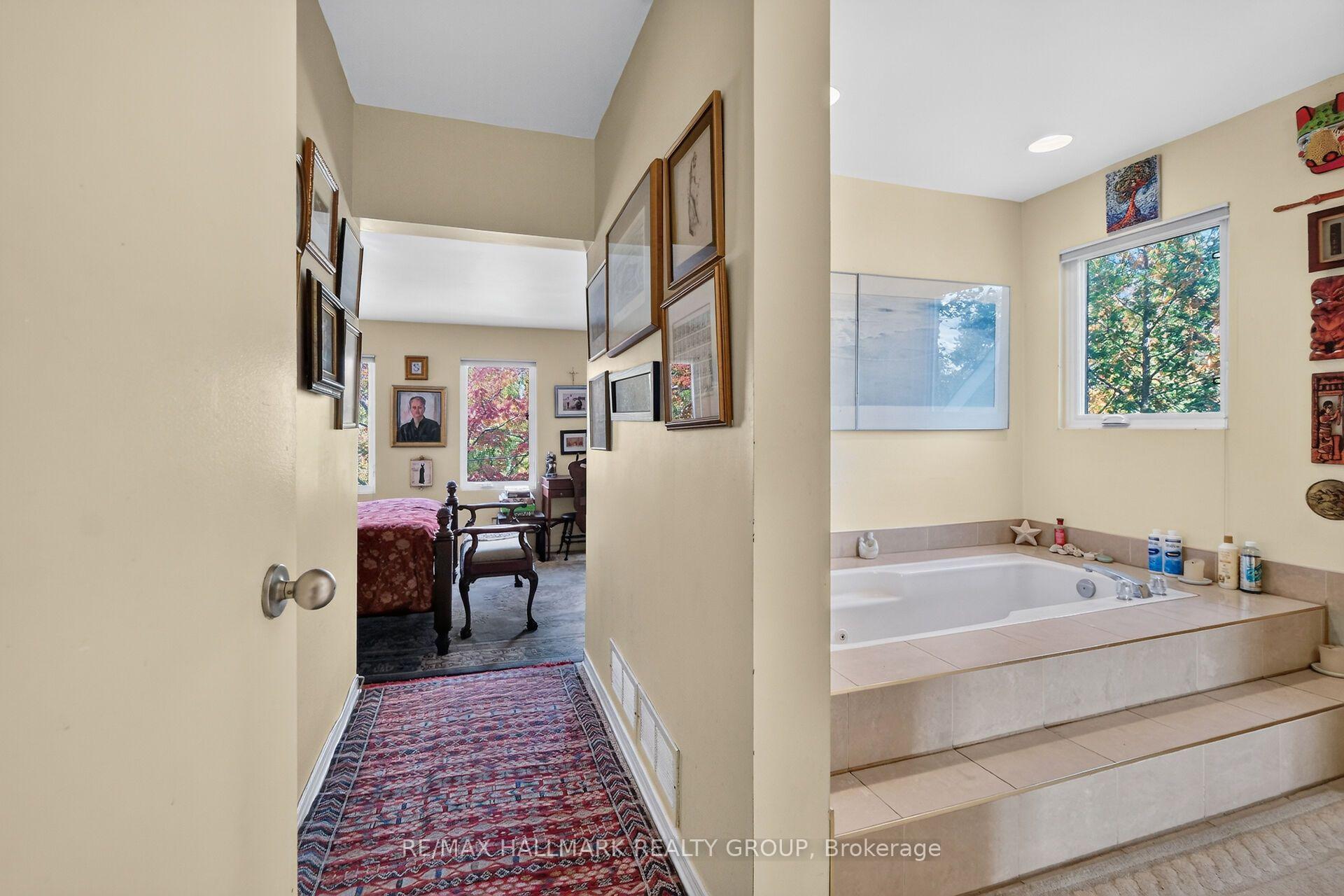 Photo 28 of Unit 2, 121 Mackay Street, Ottawa, New Edinburgh — HOMEH