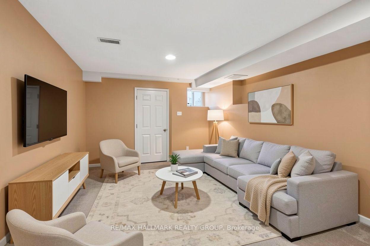 Photo 42 of Unit 2, 121 Mackay Street, Ottawa, New Edinburgh — HOMEH