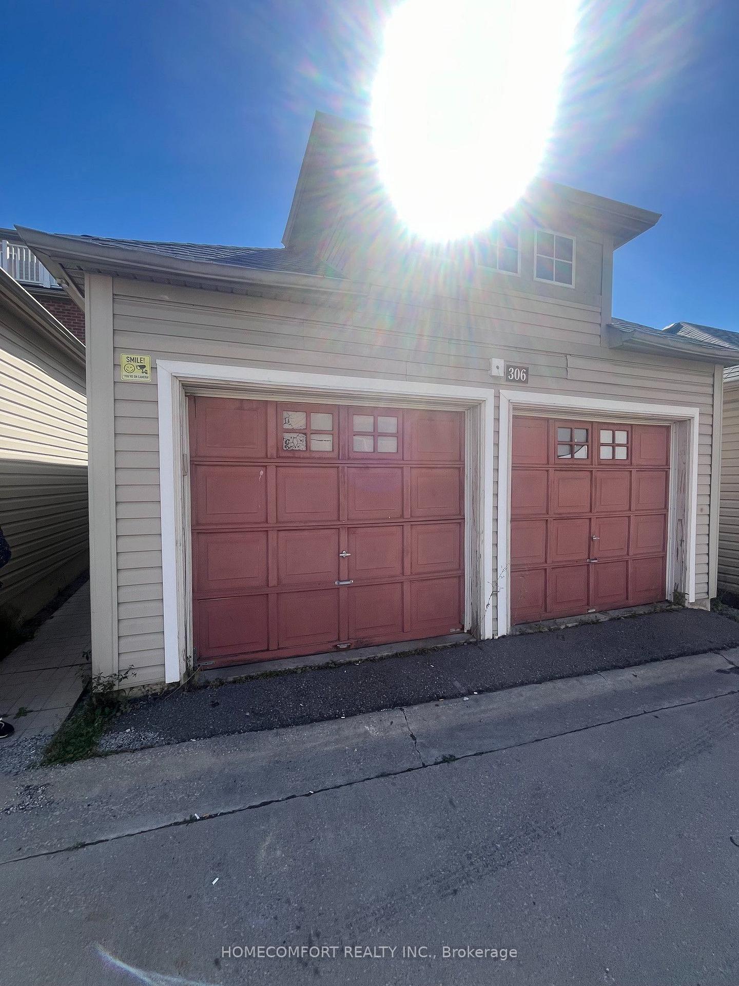 Photo 8 of 306 Cook Road, North York, York University Heights — HOMEH
