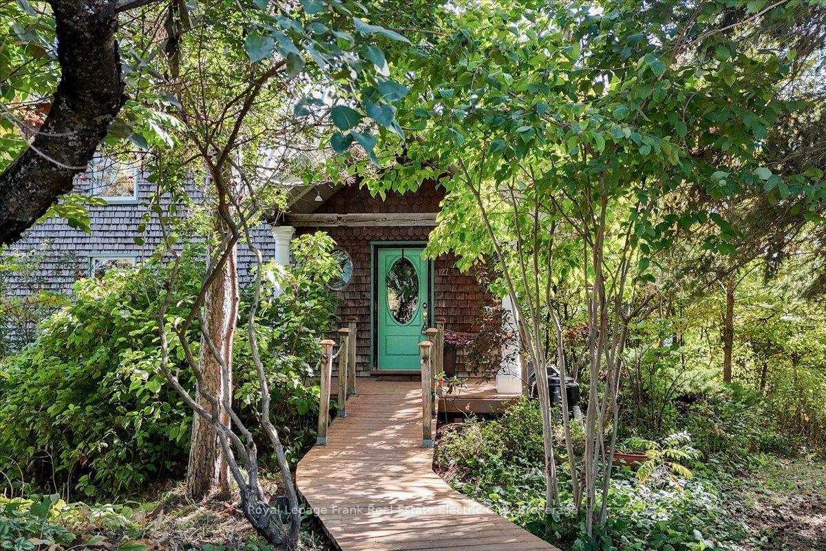 Photo 3 of 127 Shanagarry Drive, Selwyn — HOMEH
