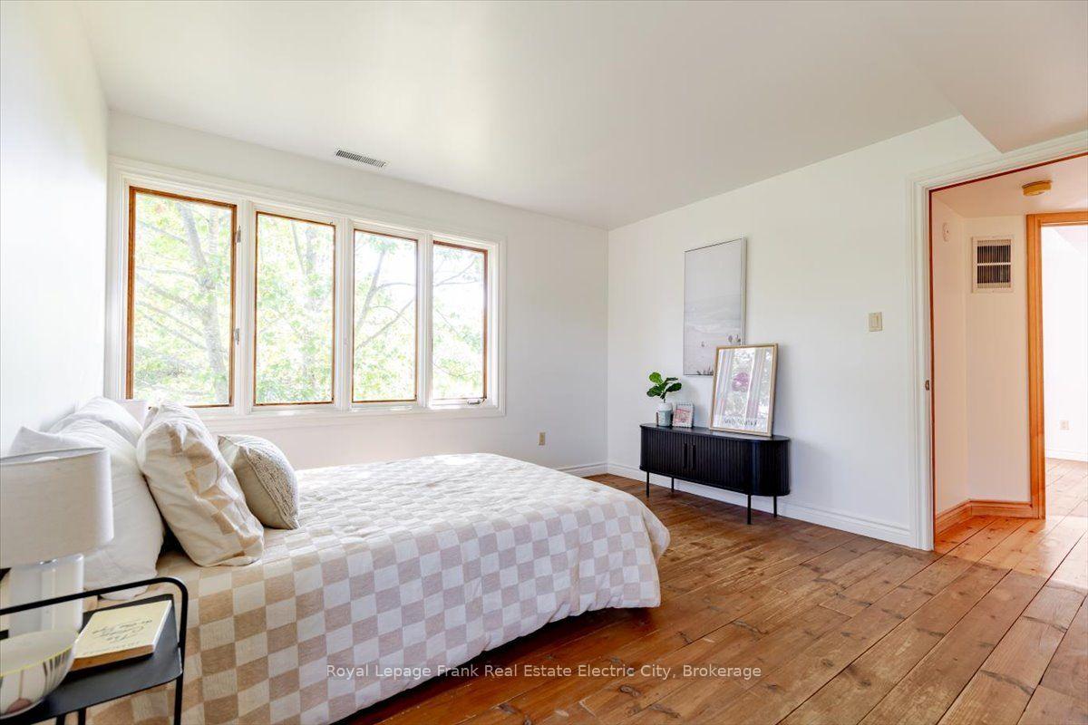 Photo 36 of 127 Shanagarry Drive, Selwyn — HOMEH