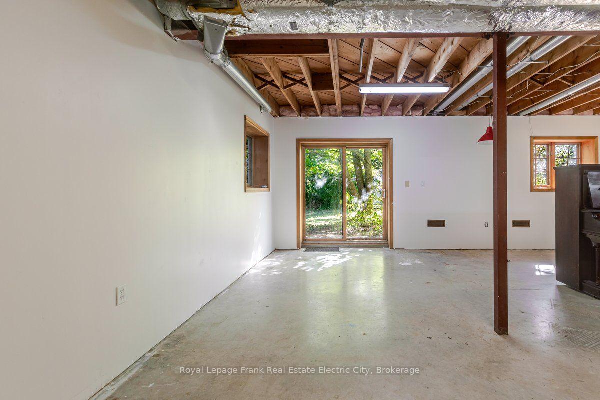 Photo 45 of 127 Shanagarry Drive, Selwyn — HOMEH