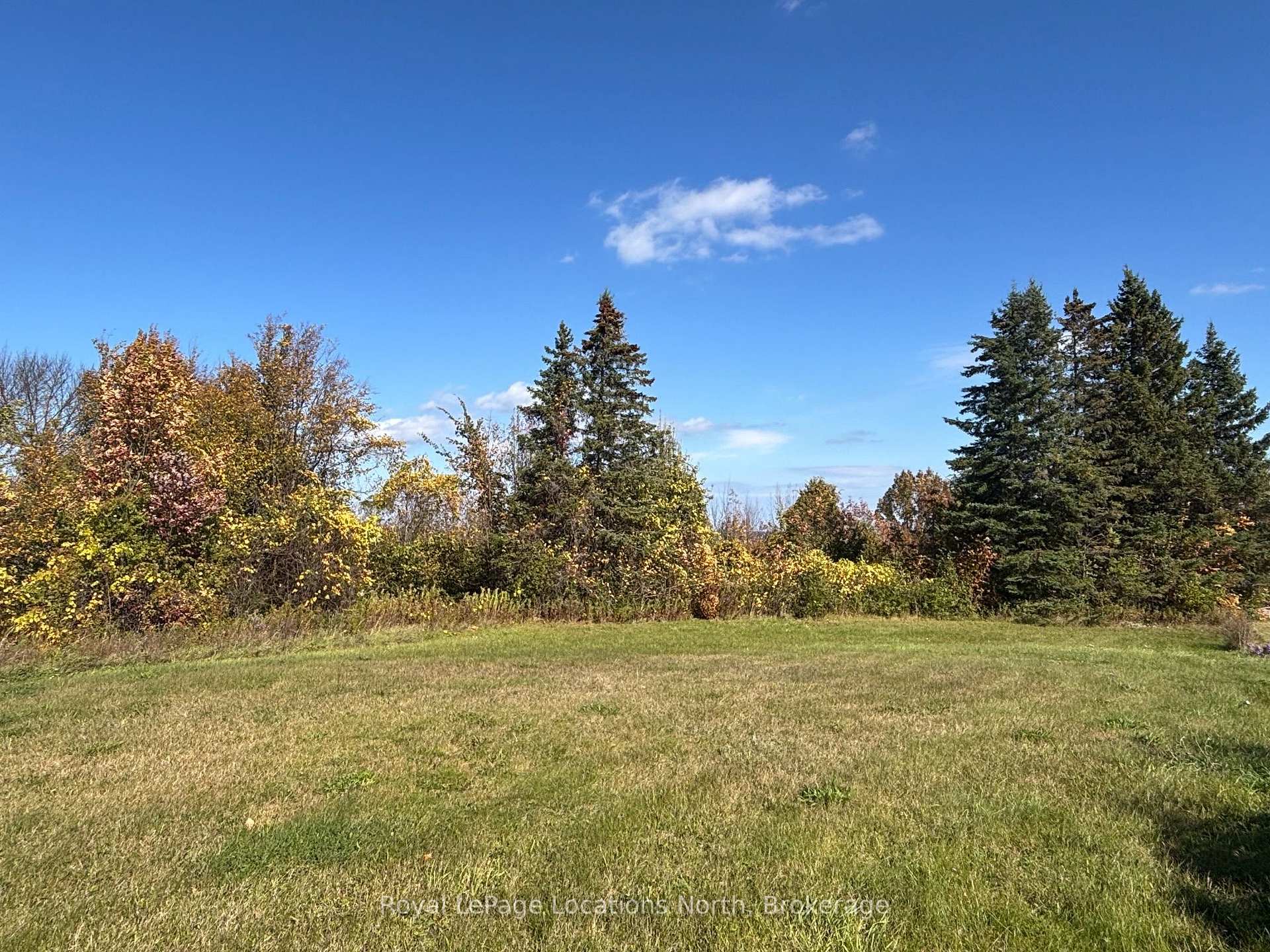 Photo 14 of 135 Scotia Drive, Meaford — HOMEH