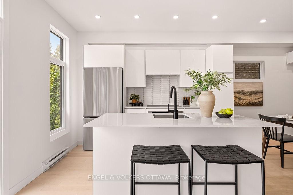 Photo 3 of Unit A, 51 Fairmont Avenue, Ottawa, Hintonburg — HOMEH
