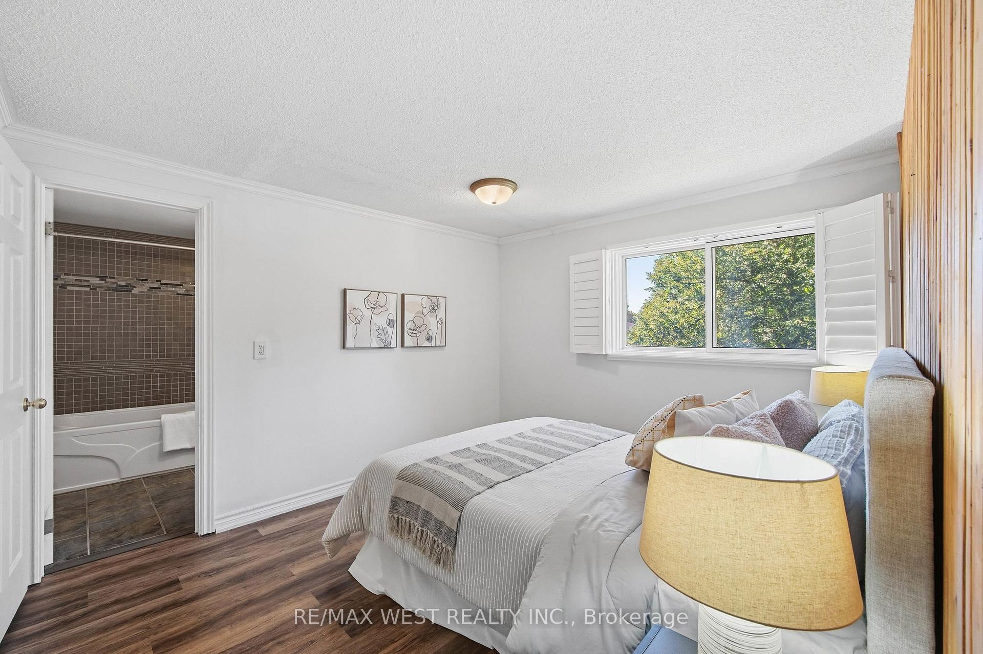 Photo 21 of 441 Paddington Crescent, Oshawa, Centennial — HOMEH