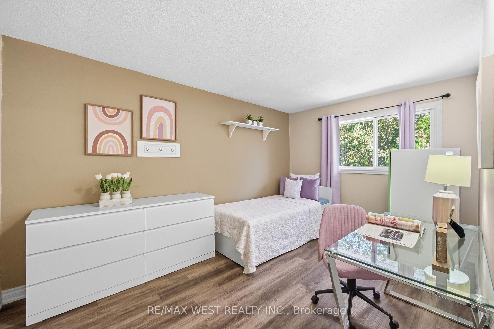 Photo 25 of 441 Paddington Crescent, Oshawa, Centennial — HOMEH