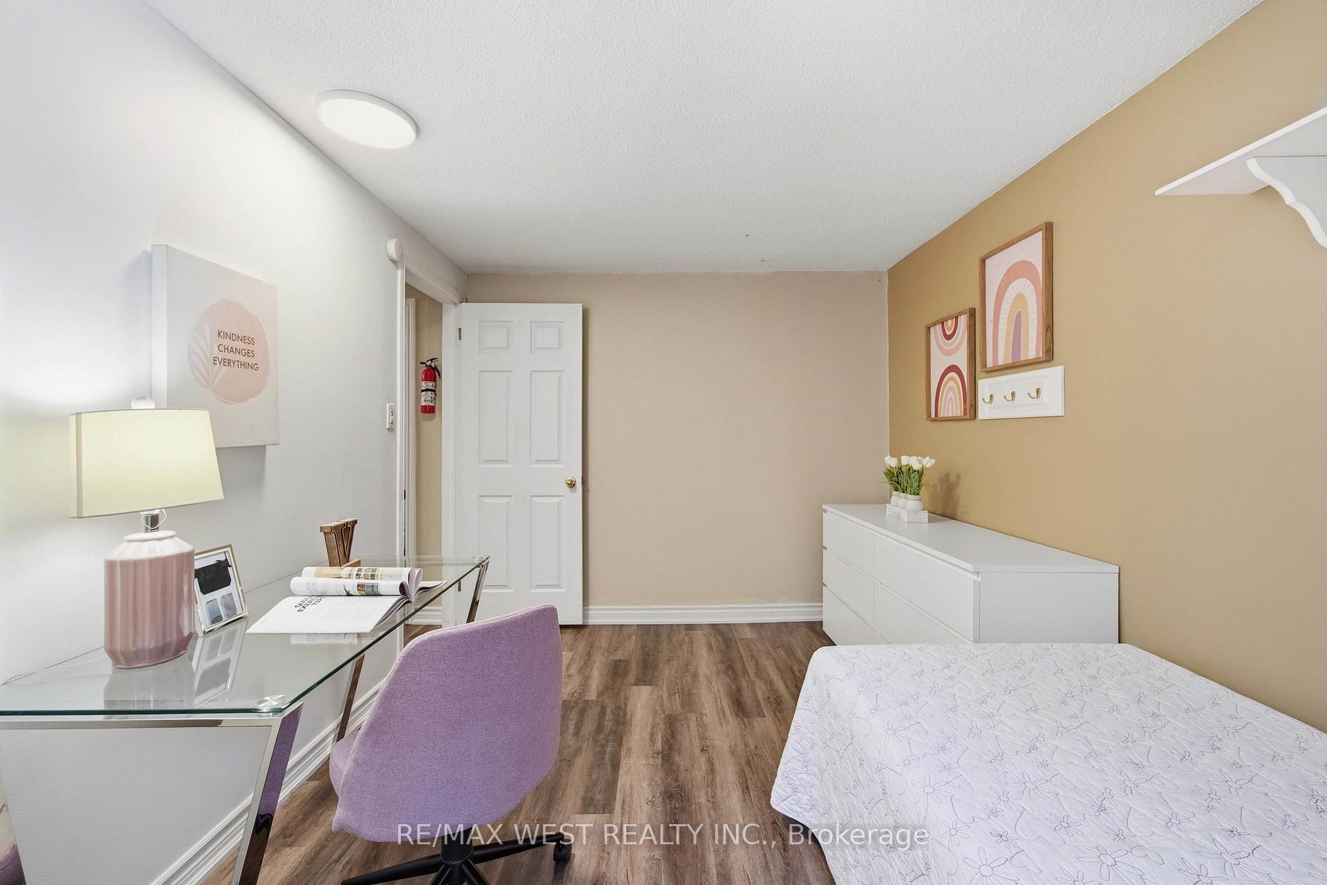 Photo 26 of 441 Paddington Crescent, Oshawa, Centennial — HOMEH