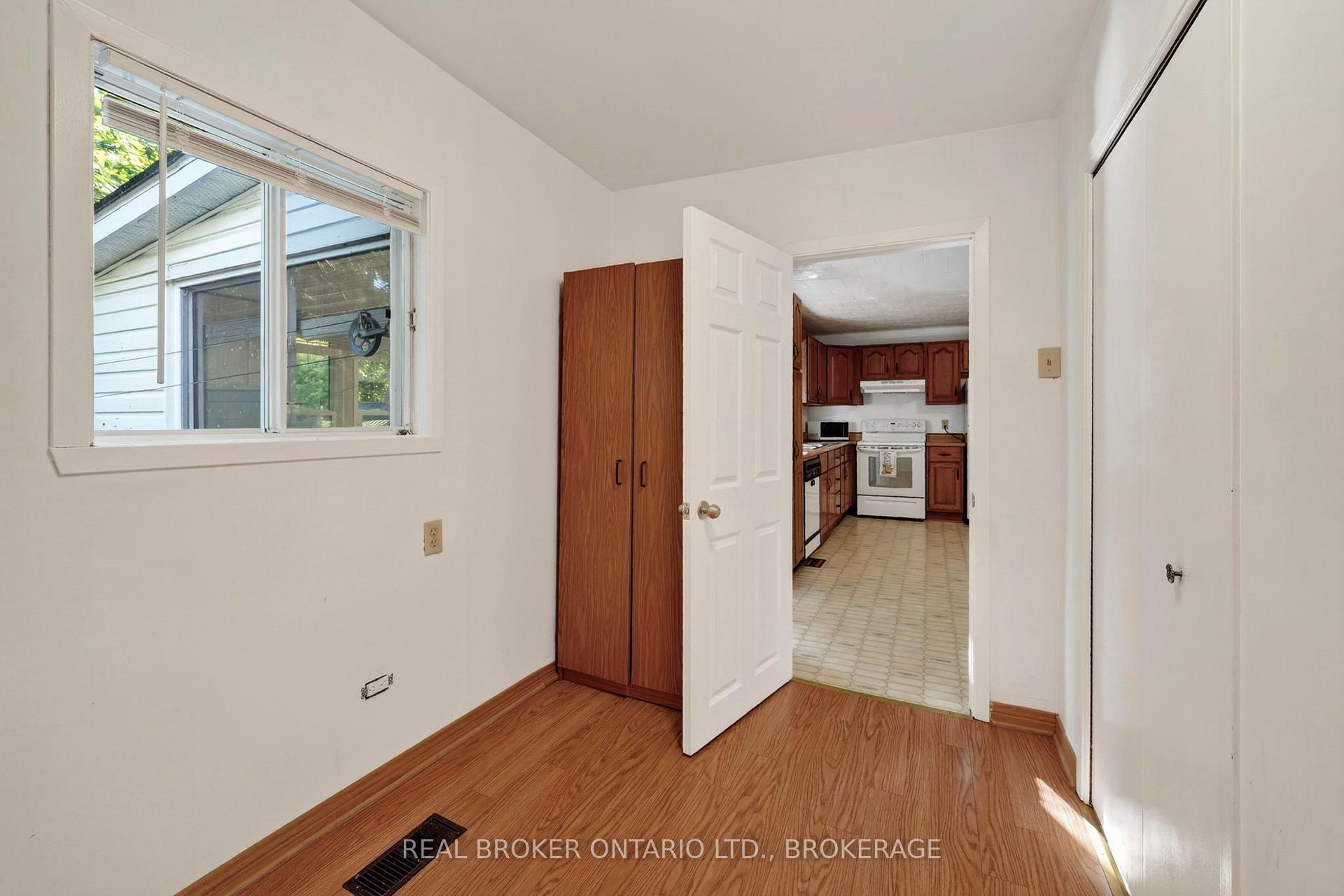 Photo 21 of 311 Hoople Avenue, Cornwall, Cornwall — HOMEH