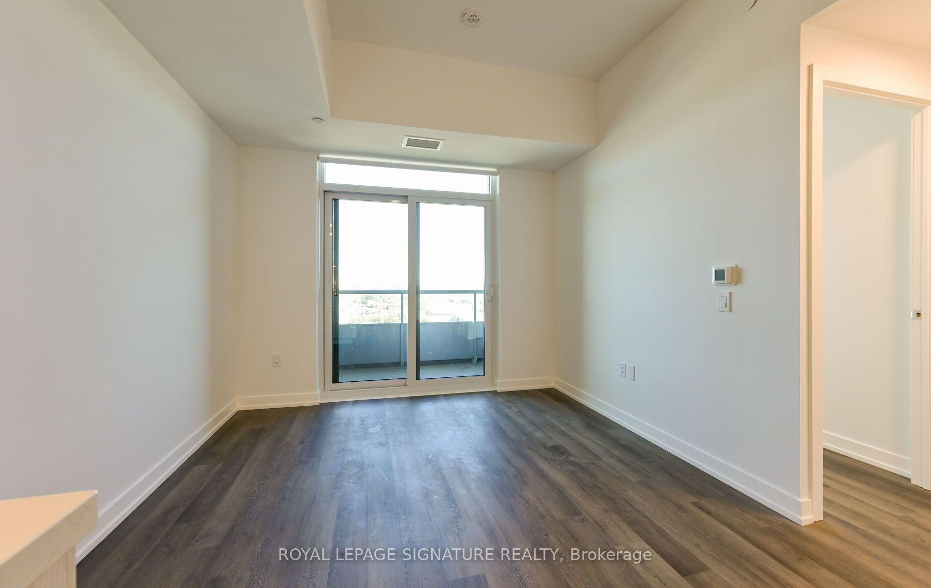 Photo 8 of Unit 904, 5 Meadowvale Road, Vaughan, Vaughan Corporate Centre — HOMEH