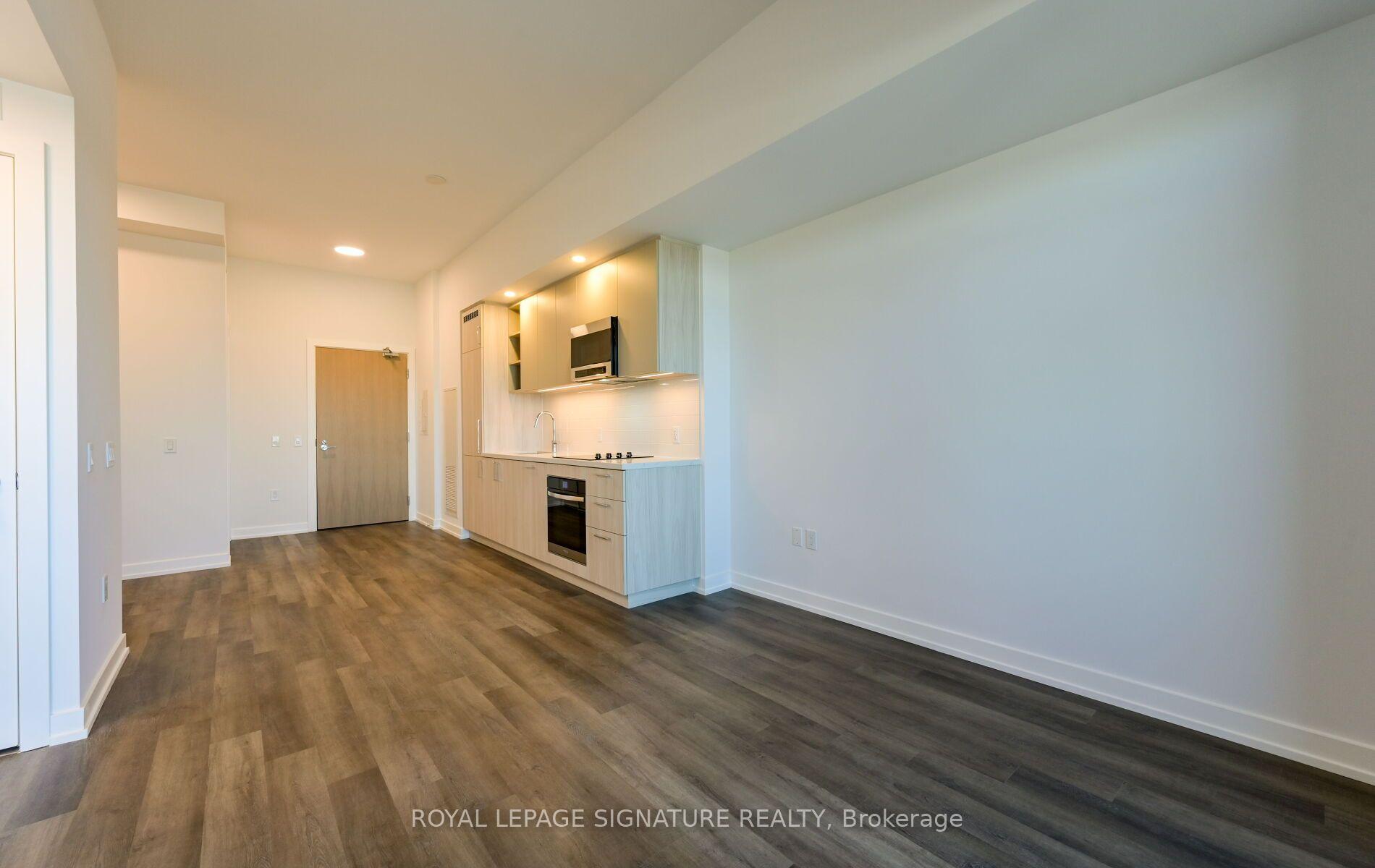Photo 10 of Unit 904, 5 Meadowvale Road, Vaughan, Vaughan Corporate Centre — HOMEH