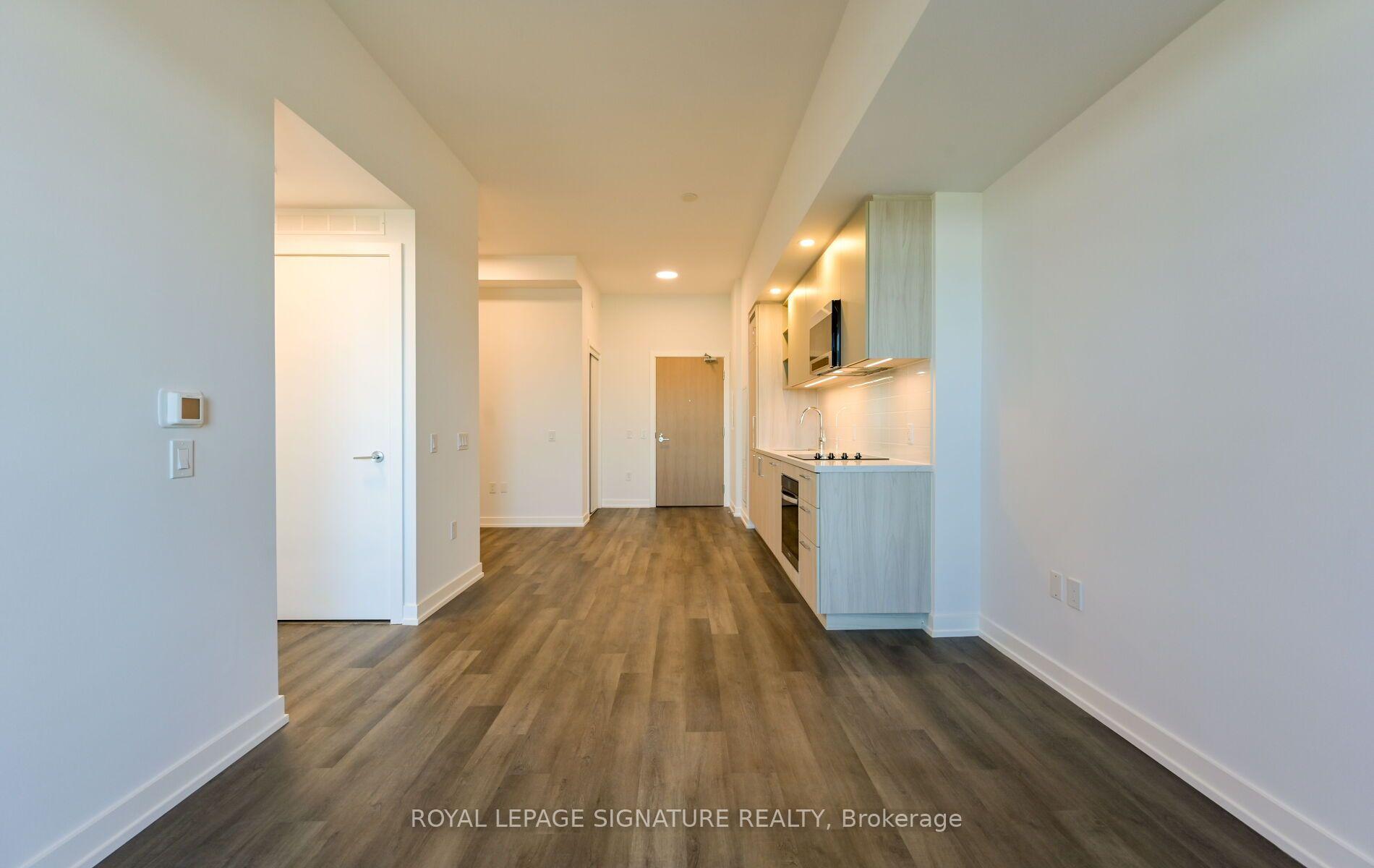 Photo 11 of Unit 904, 5 Meadowvale Road, Vaughan, Vaughan Corporate Centre — HOMEH
