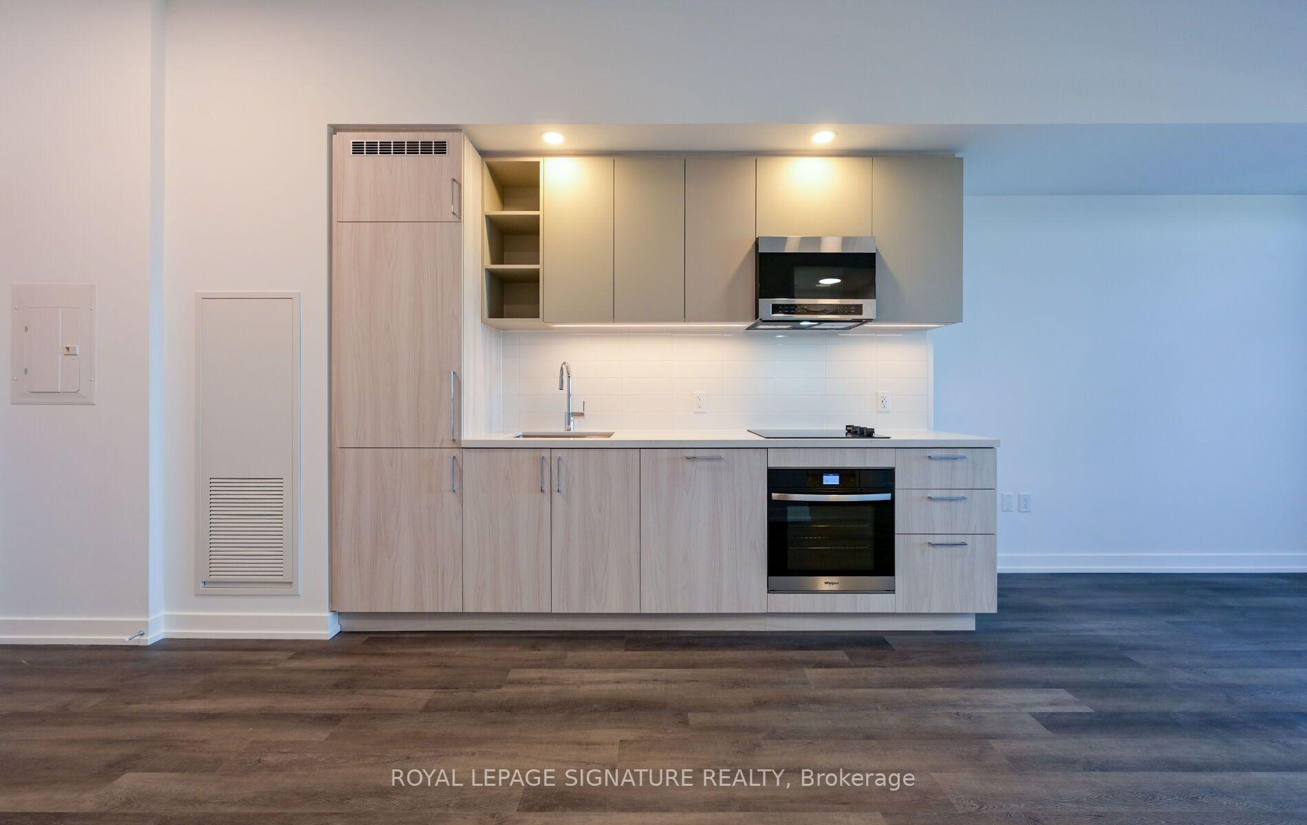 Photo 13 of Unit 904, 5 Meadowvale Road, Vaughan, Vaughan Corporate Centre — HOMEH