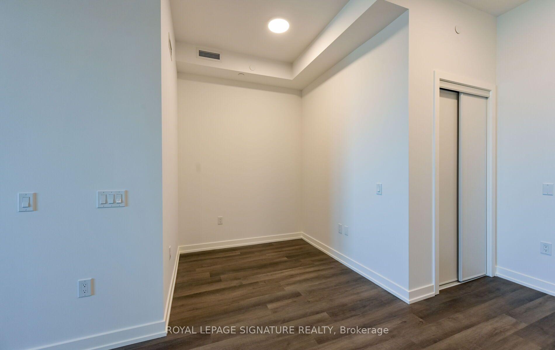 Photo 16 of Unit 904, 5 Meadowvale Road, Vaughan, Vaughan Corporate Centre — HOMEH