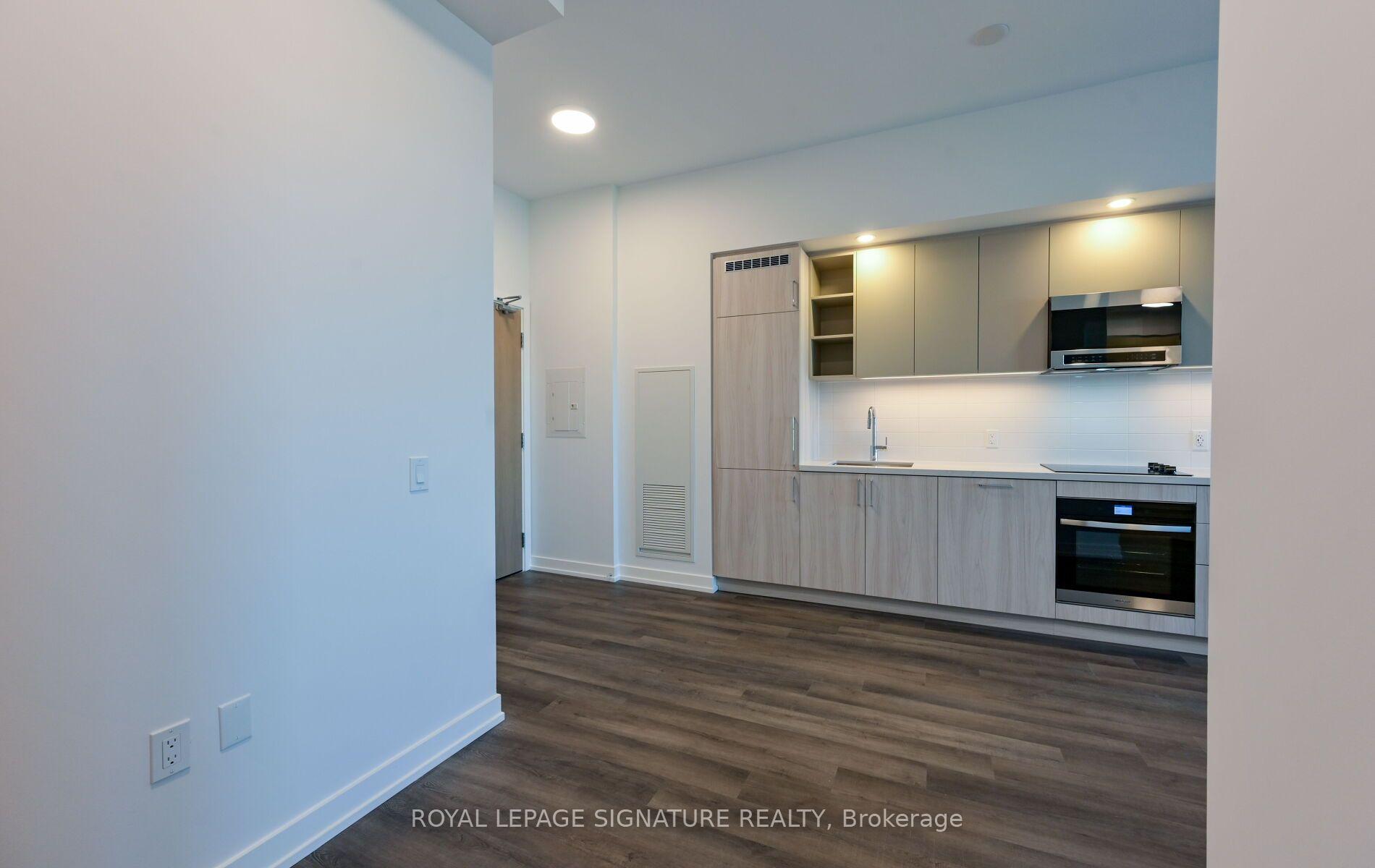 Photo 17 of Unit 904, 5 Meadowvale Road, Vaughan, Vaughan Corporate Centre — HOMEH