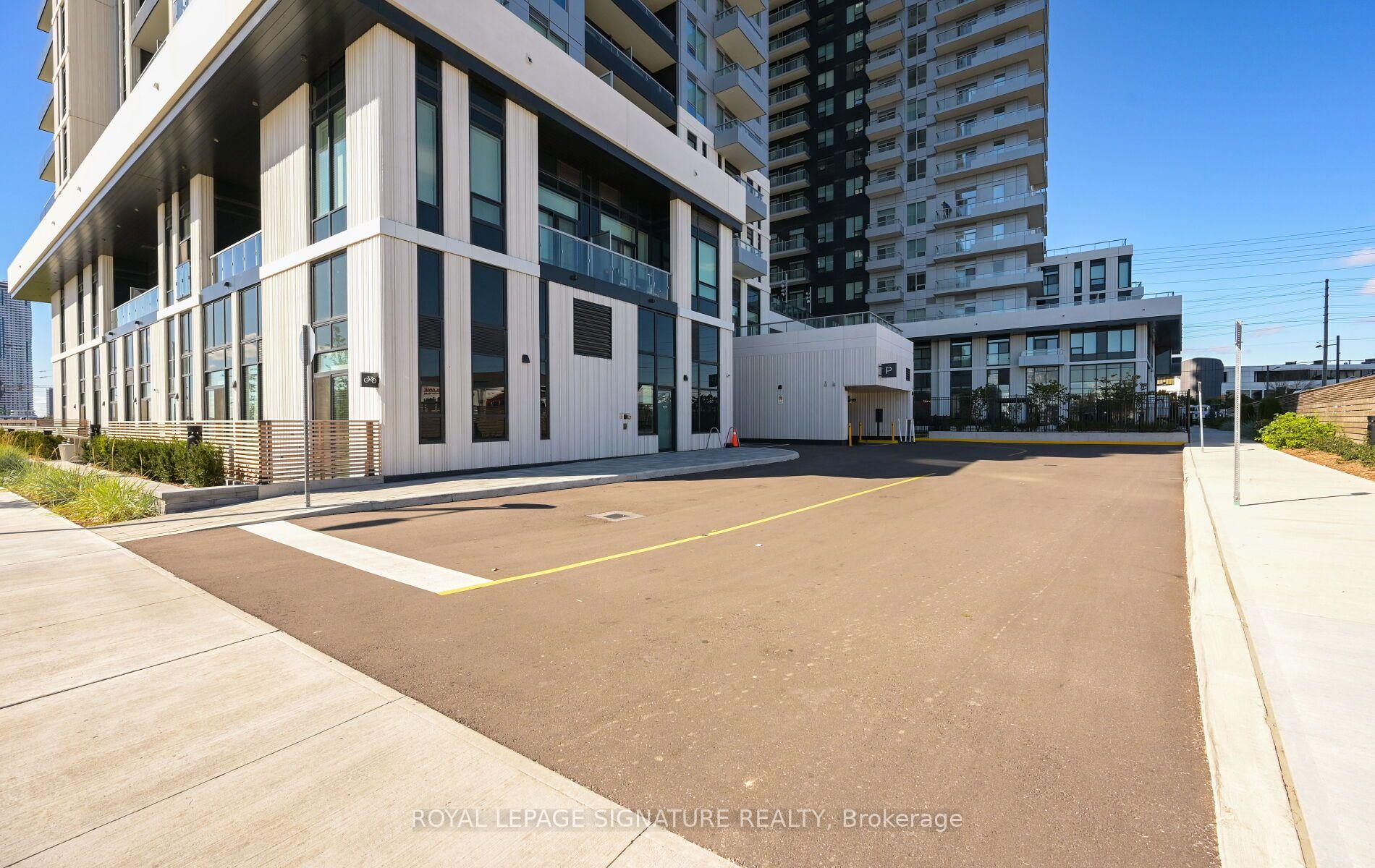 Photo 32 of Unit 904, 5 Meadowvale Road, Vaughan, Vaughan Corporate Centre — HOMEH