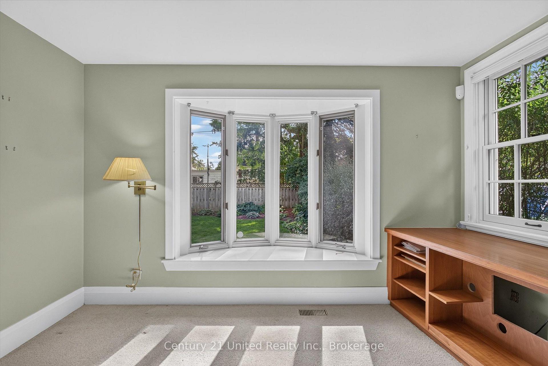 Photo 12 of 627 Gilmour Street, Peterborough, Town Ward 3 — HOMEH