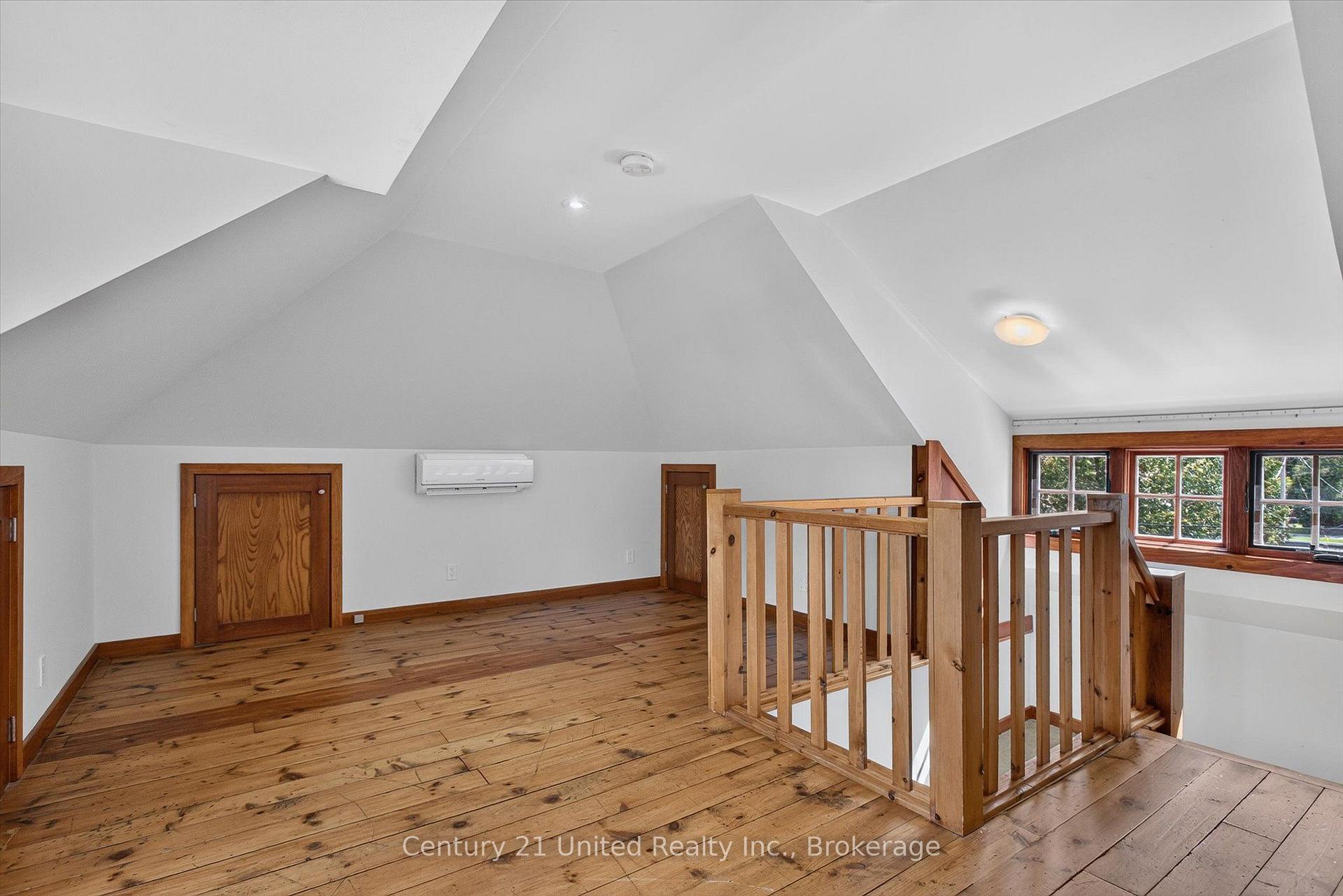 Photo 37 of 627 Gilmour Street, Peterborough, Town Ward 3 — HOMEH
