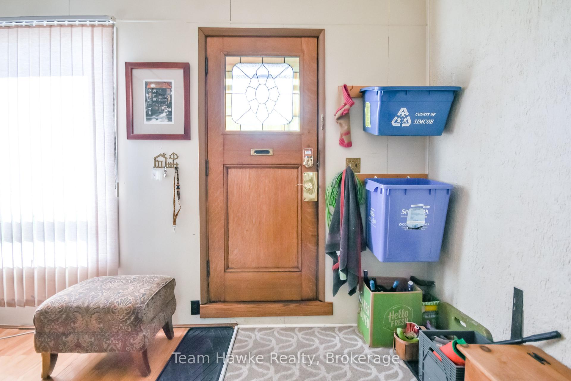 Photo 6 of 71 Edward Street, Penetanguishene — HOMEH