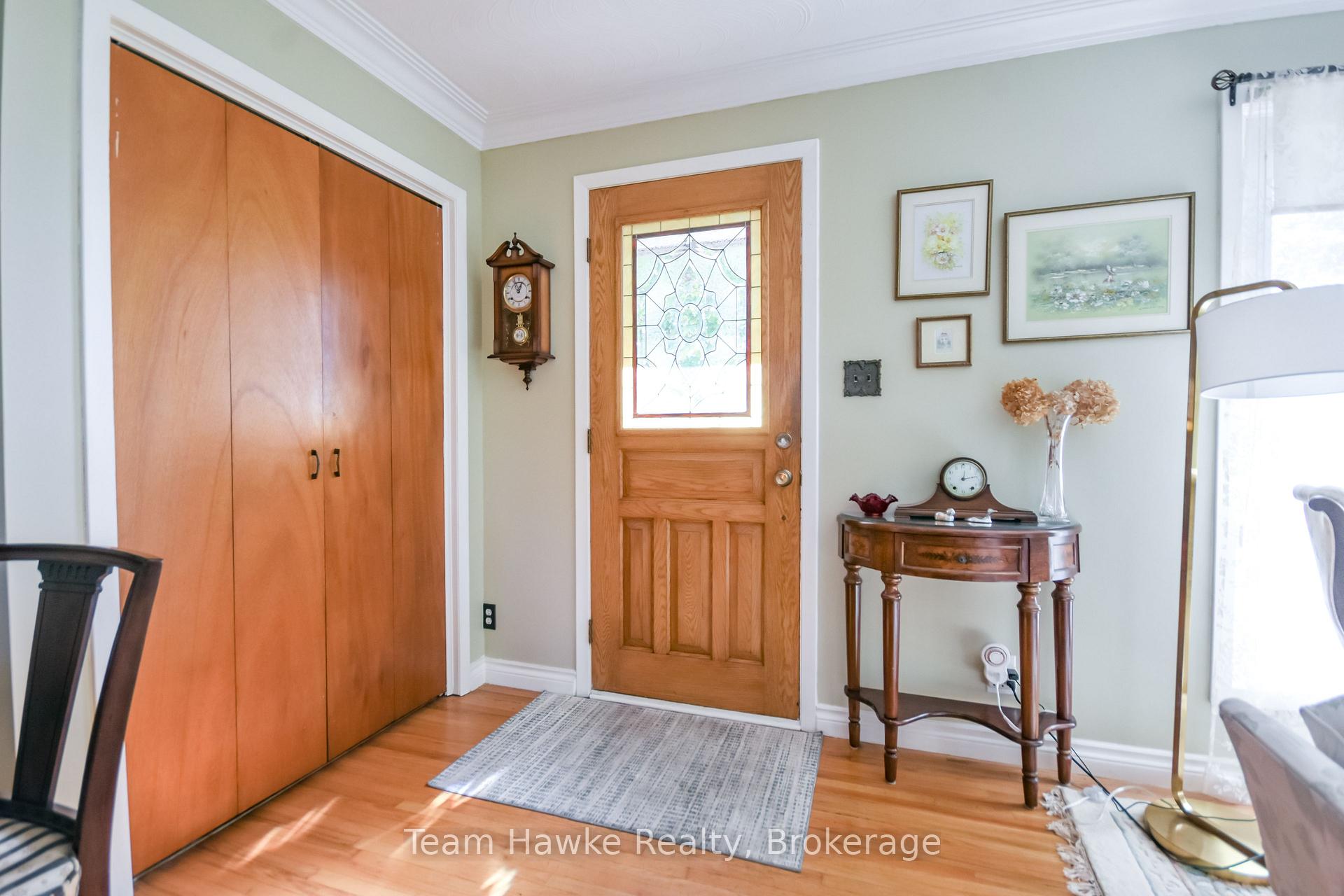 Photo 12 of 71 Edward Street, Penetanguishene — HOMEH